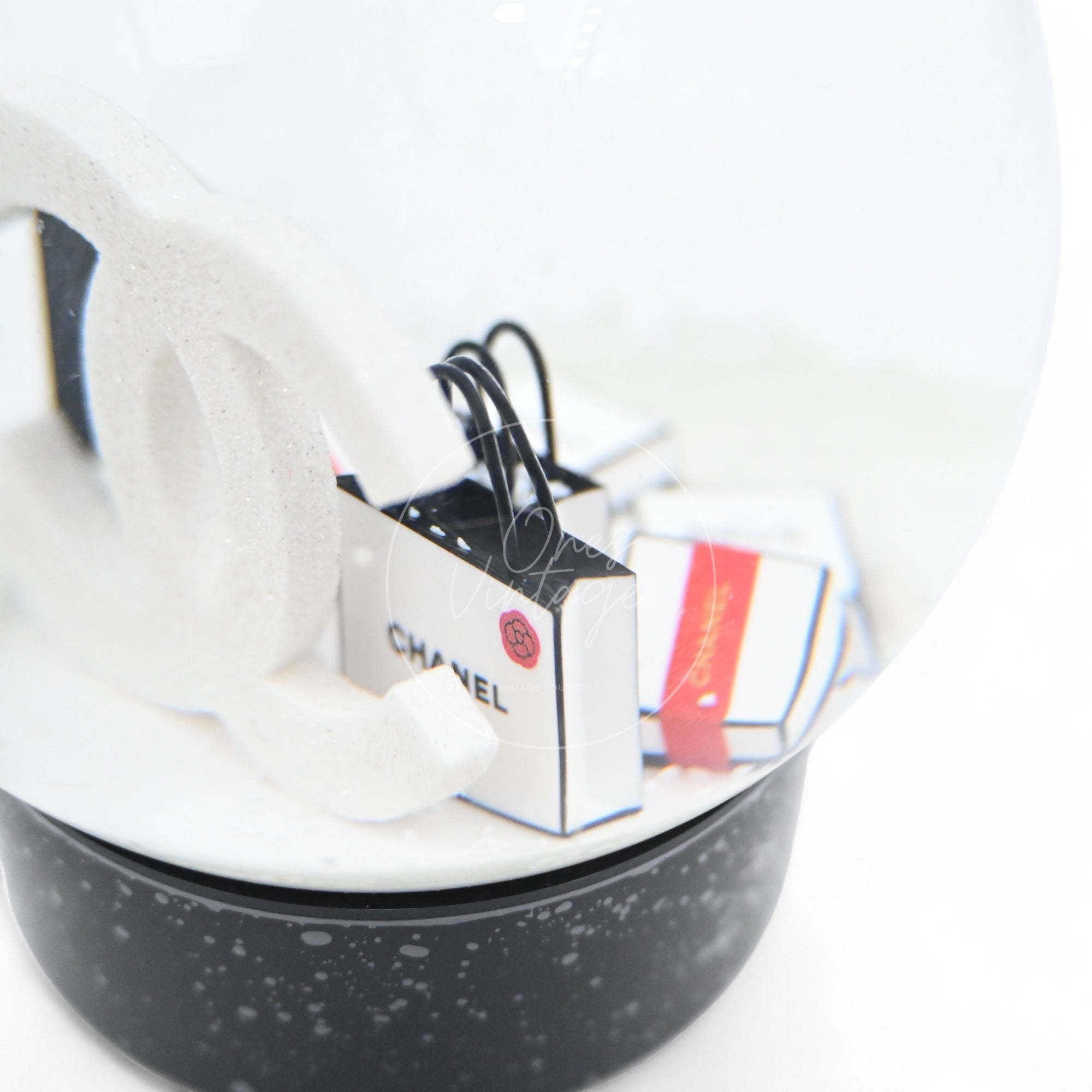 [Unused] Chanel Glass CC Shopping Bag Snow Globe
