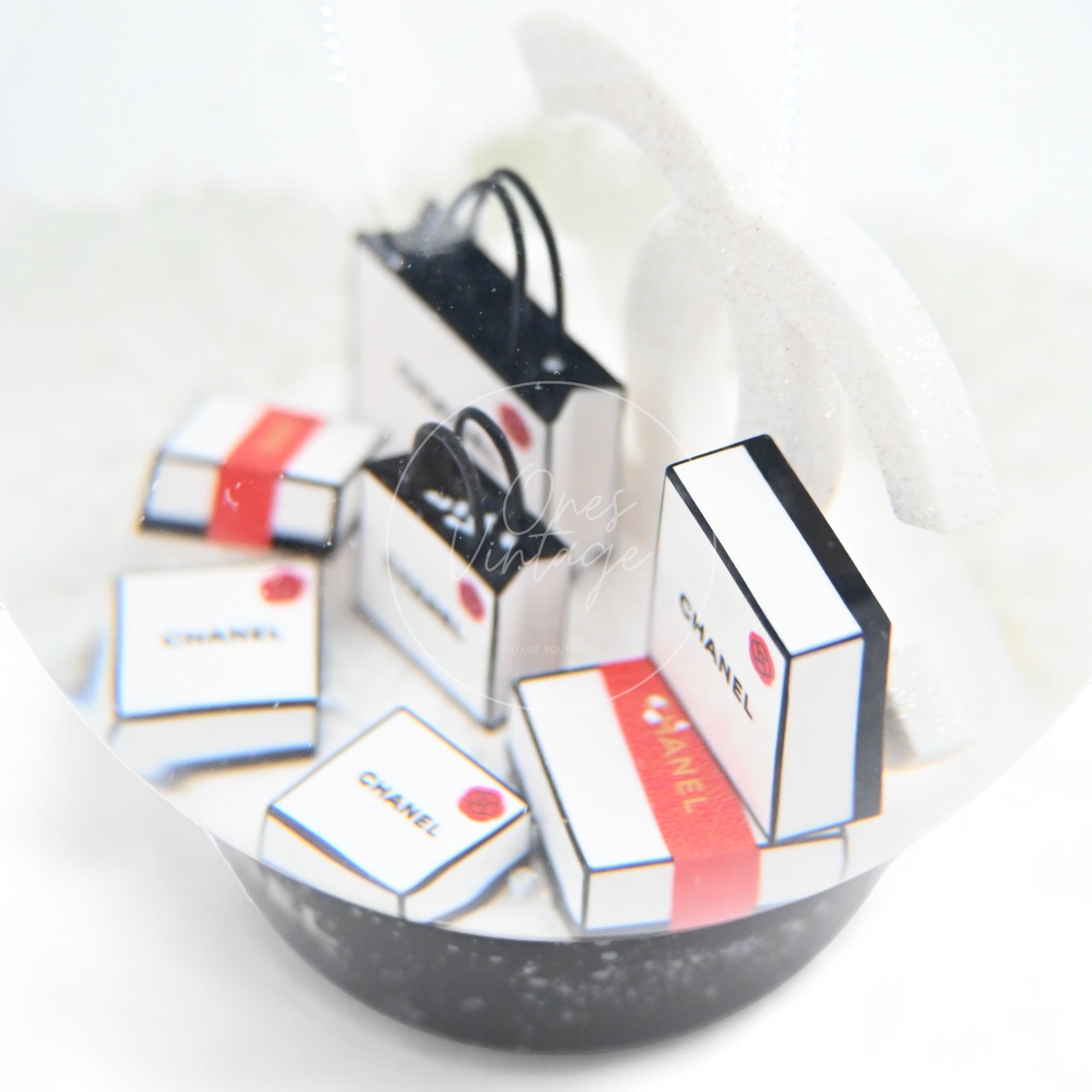 [Unused] Chanel Glass CC Shopping Bag Snow Globe