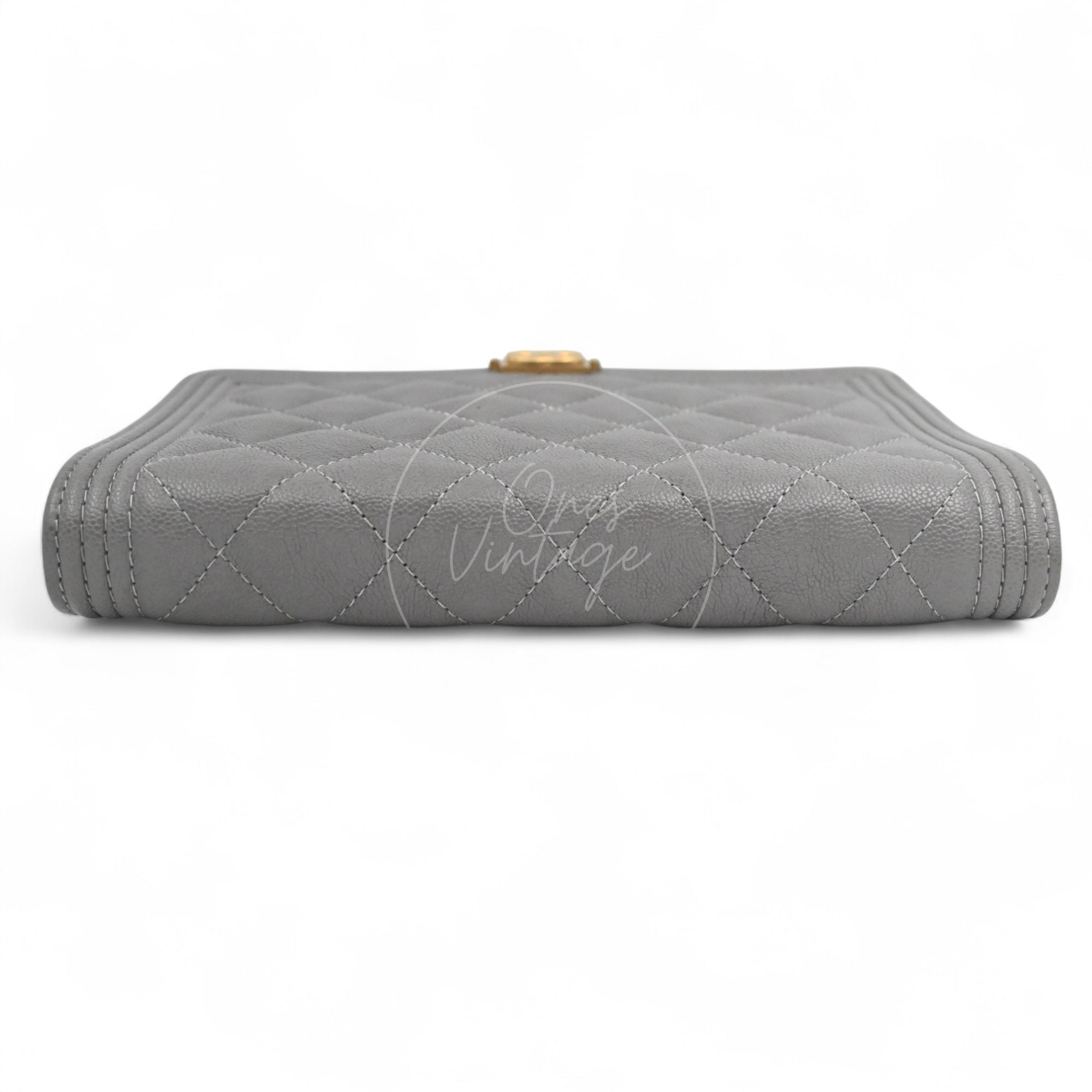 [Pre-owned] Chanel Boy Wallet On Chain WOC Gray Caviar GHW Series 26
