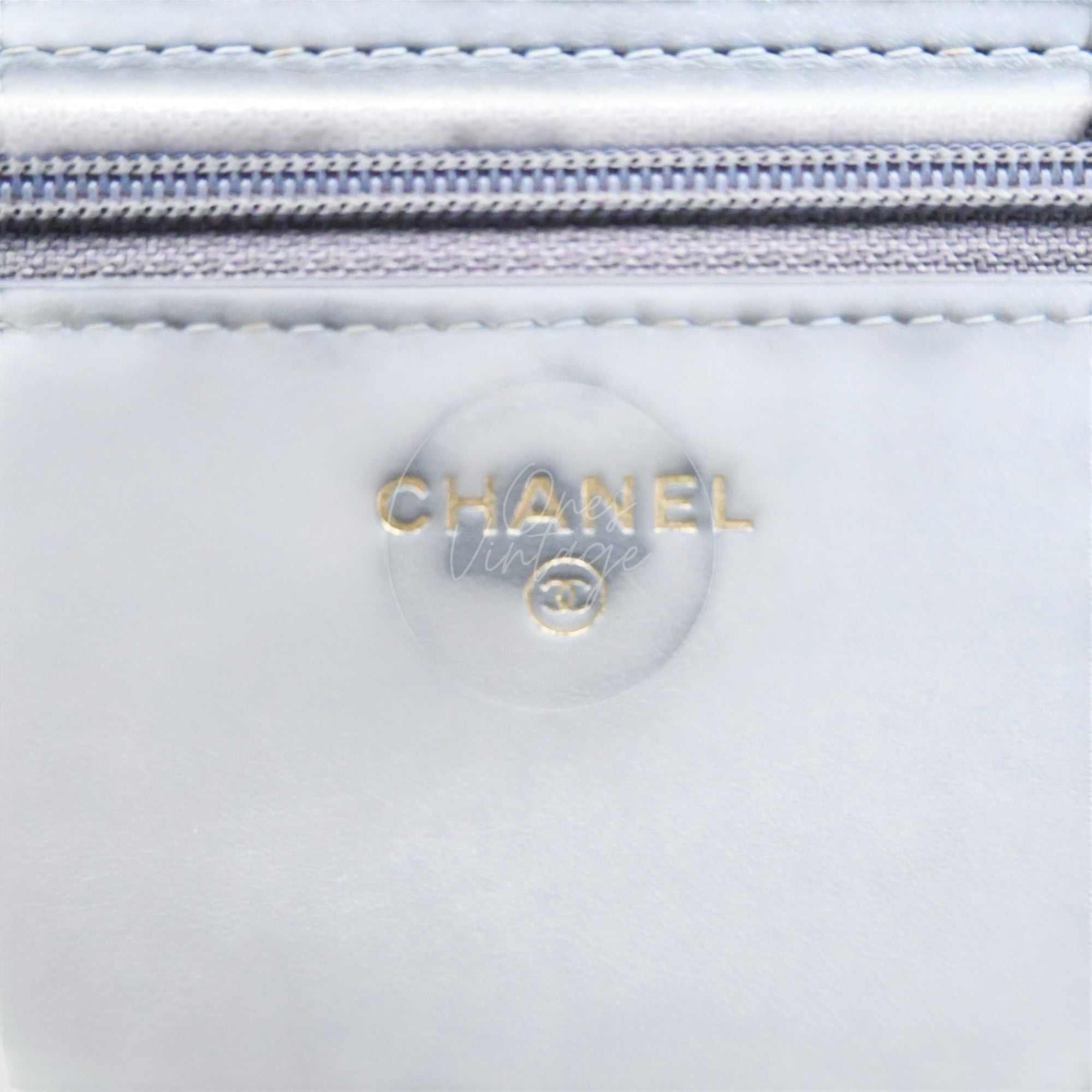 [Pre-owned] Chanel Boy Wallet On Chain WOC Gray Caviar GHW Series 26