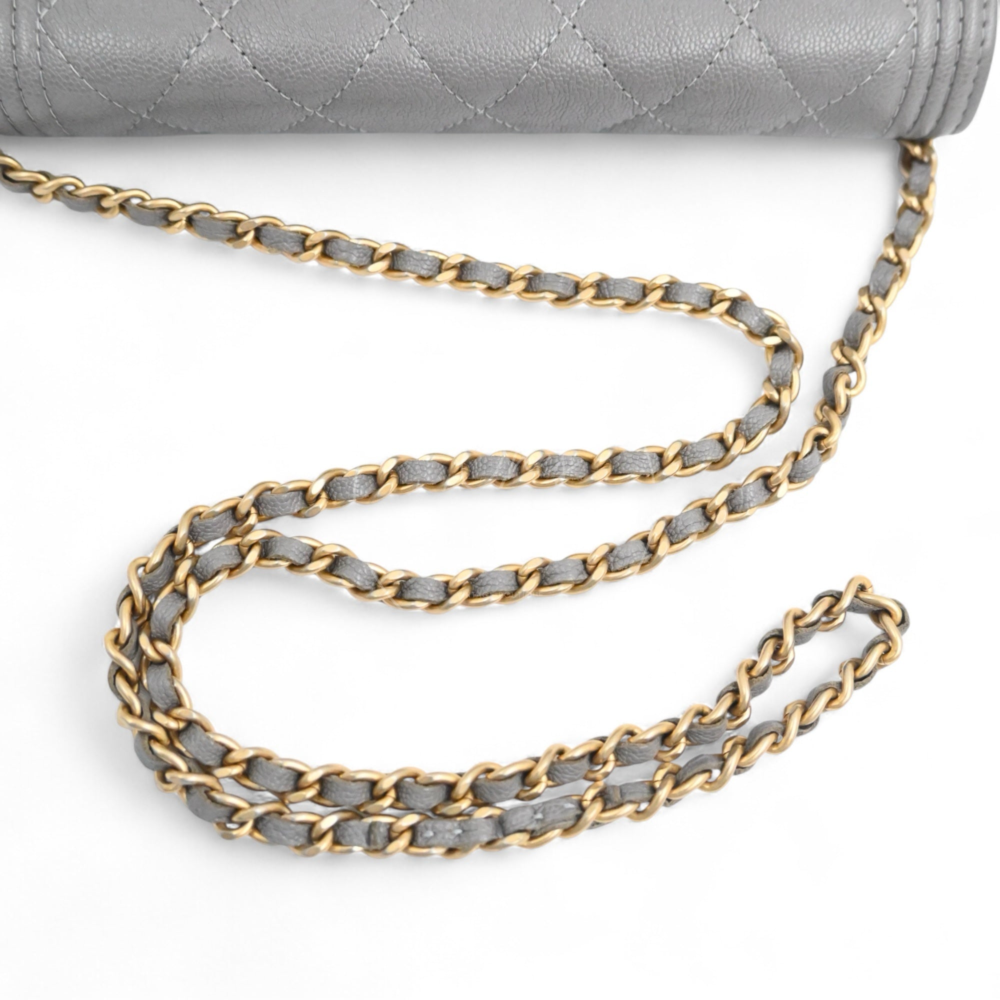 [Pre-owned] Chanel Boy Wallet On Chain WOC Gray Caviar GHW Series 26