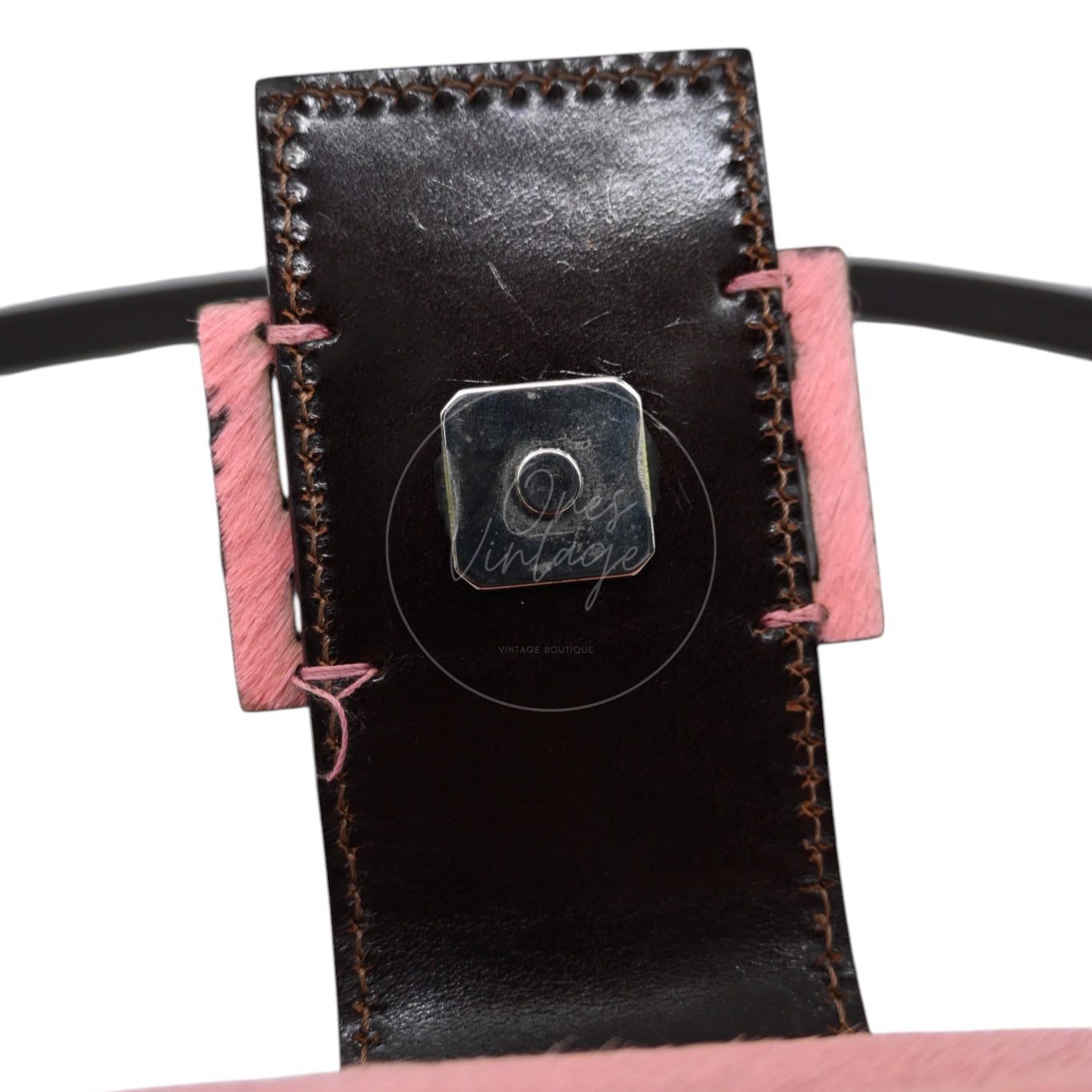 [Pre-Owned] Fendi Pink Cow Print Baguette Shoulder Bag