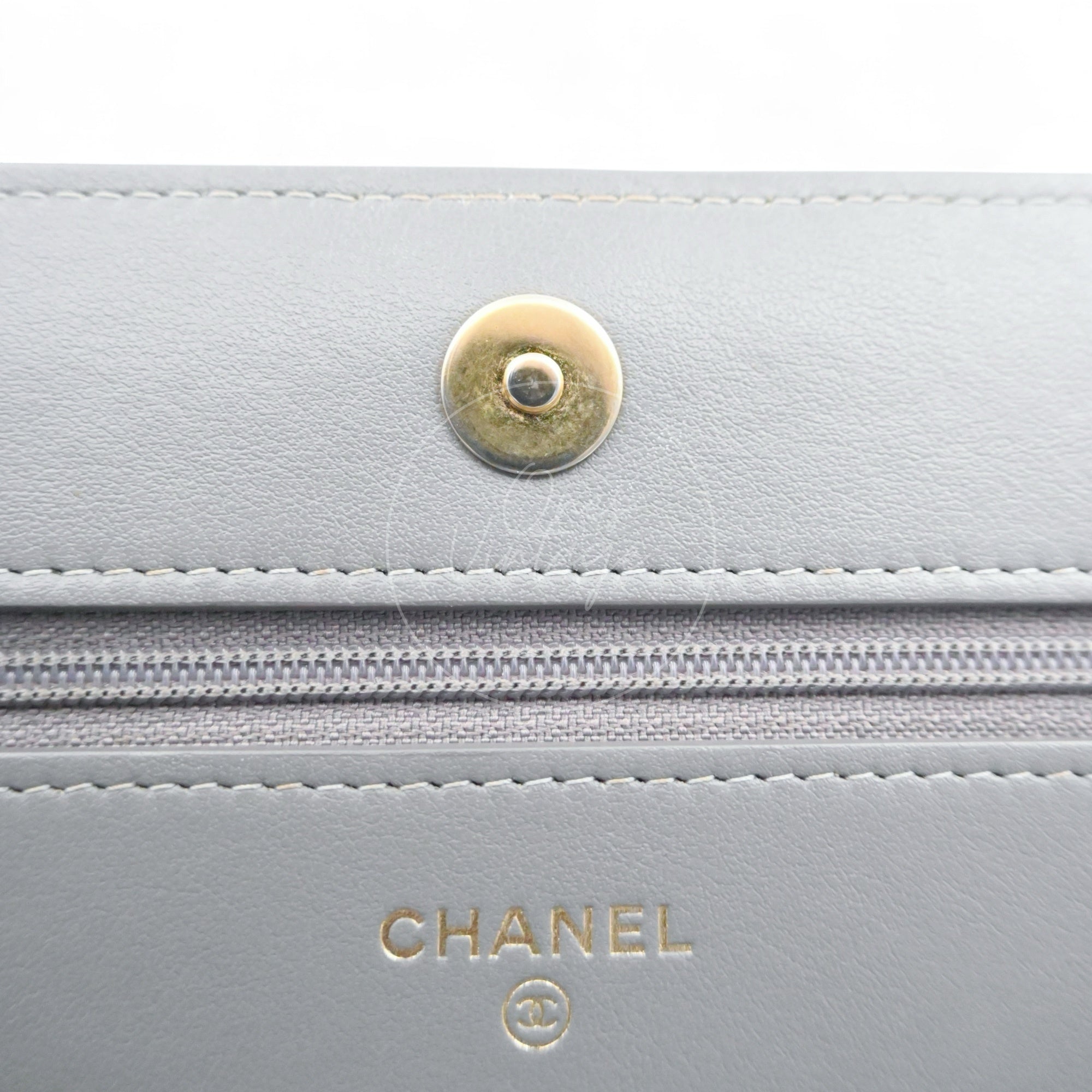 [Pre-owned] Chanel Boy Wallet On Chain WOC Gray Caviar GHW Series 26