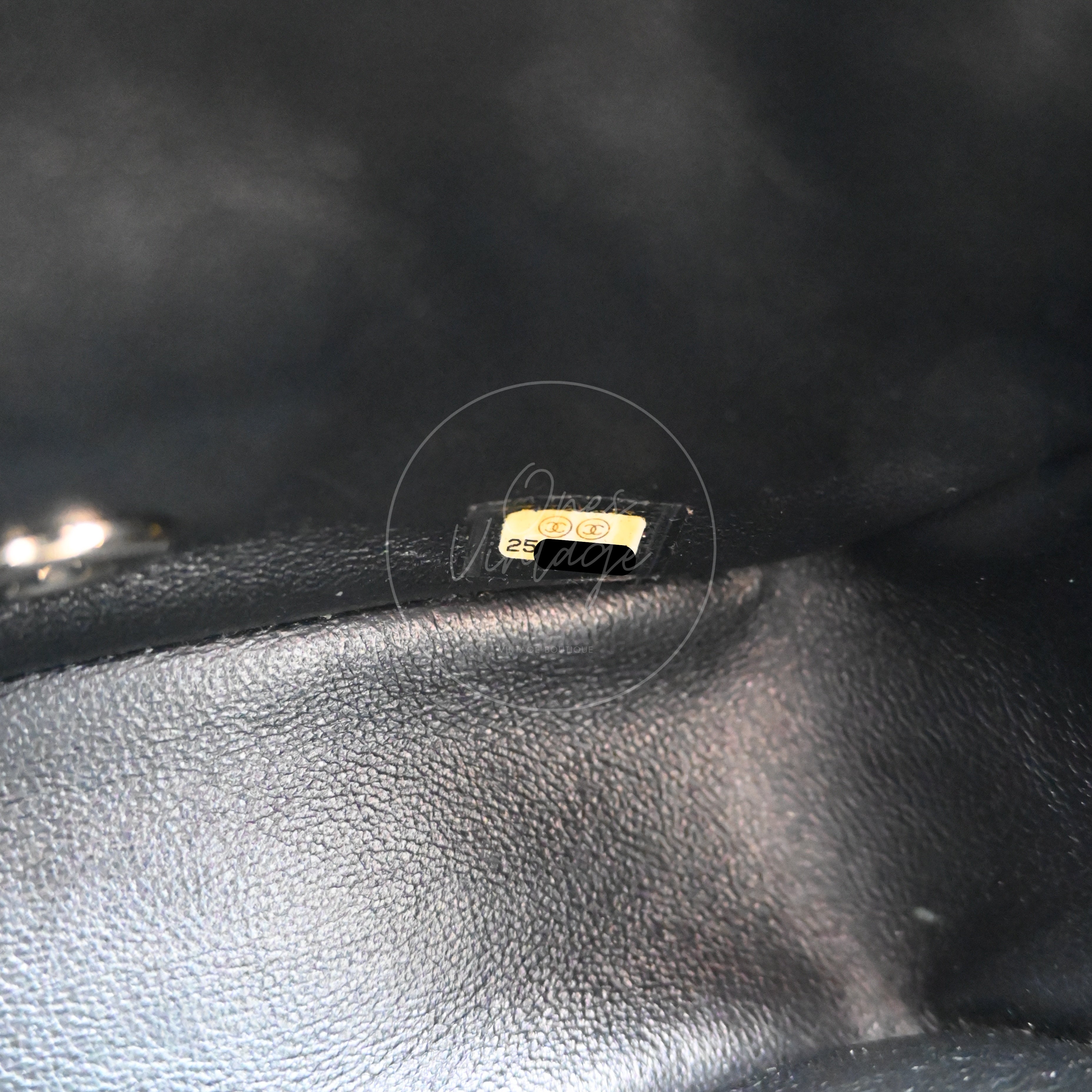 [Pre-owned] Chanel Mini Square Black Caviar Series 25 Flap Bag