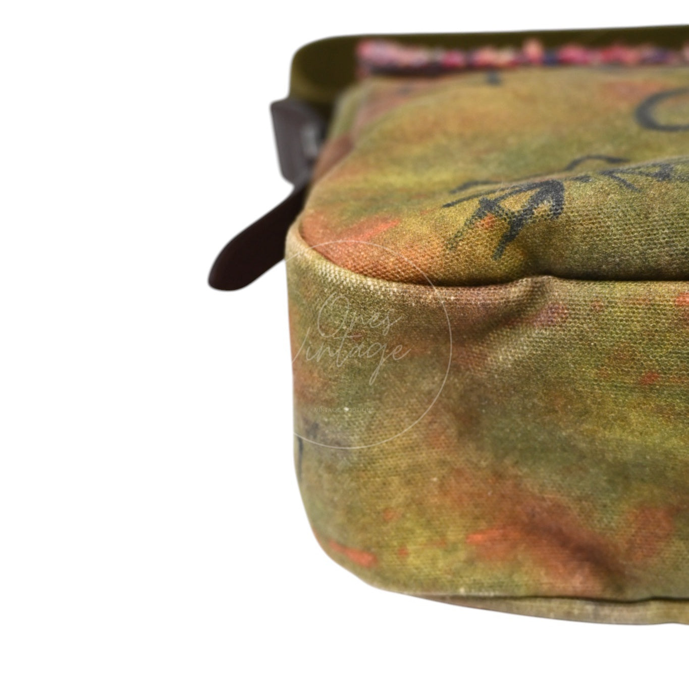 [Pre-owned] Chanel Graffiti Canvas On The Pavements Green Series 20 Messenger Bag