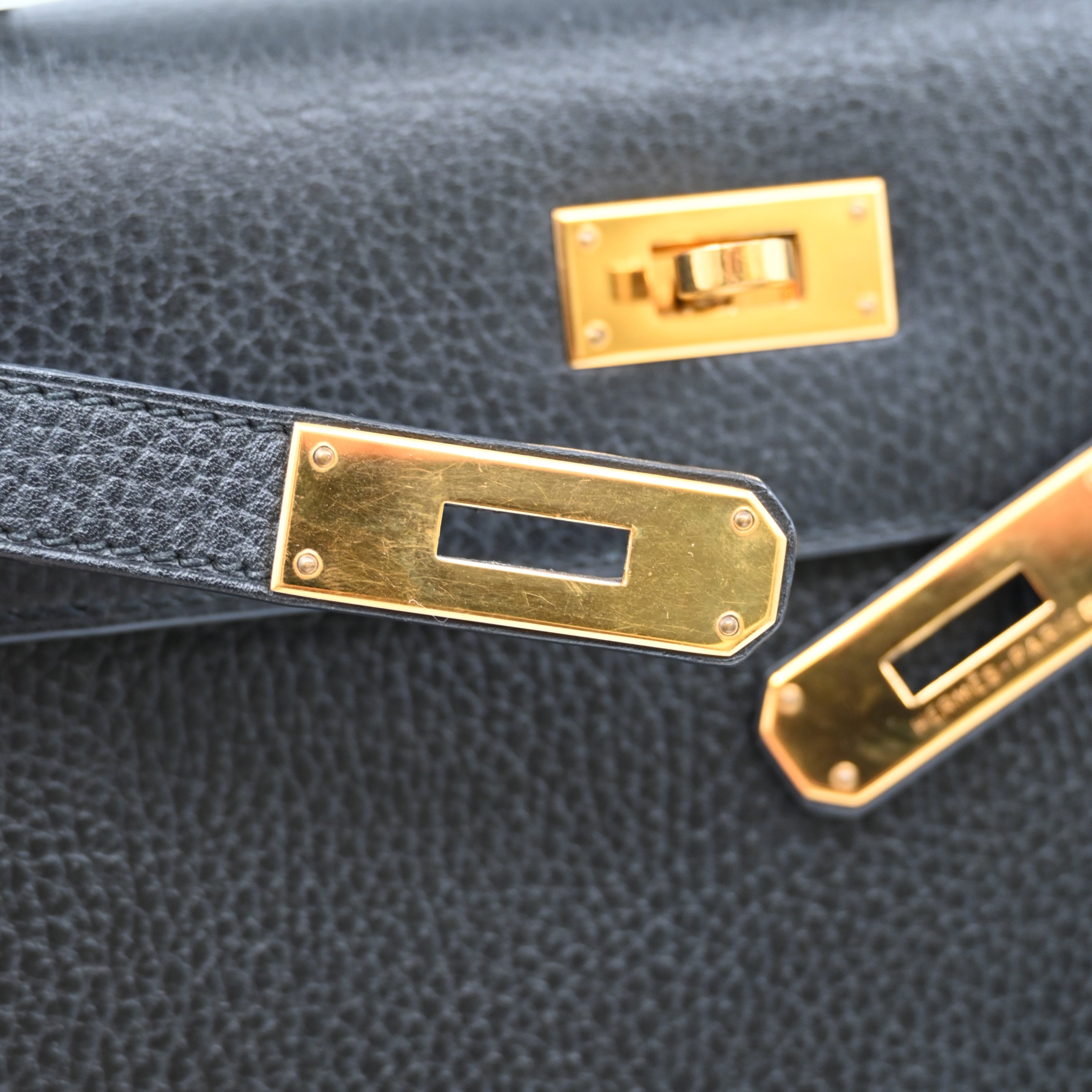 [Pre-owned Hermes Kelly 28 K28 Black Ardennes Stamp Square C handbag