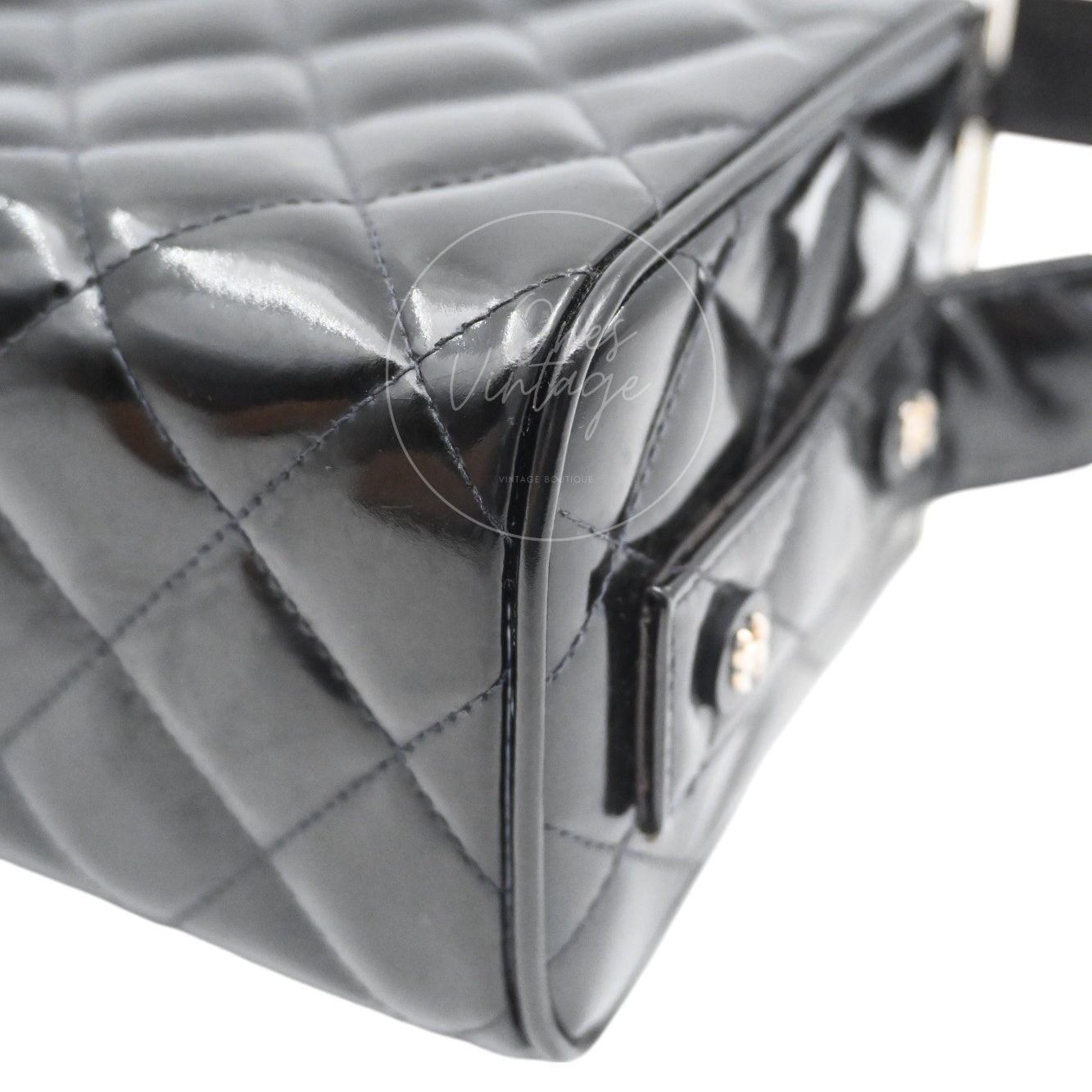 [Pre-owned] Chanel Vintage Black Patent Vanity Box Handbag