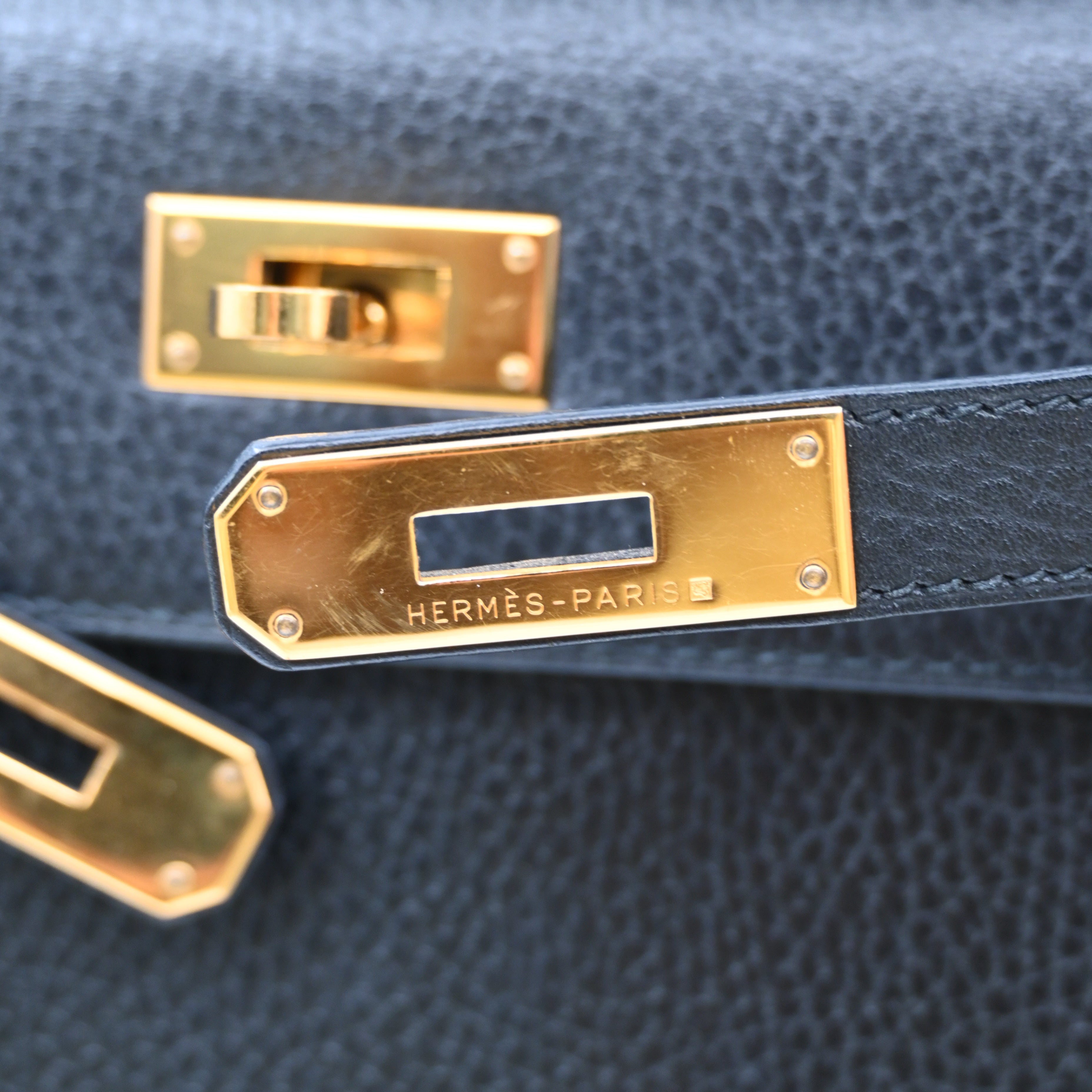 [Pre-owned Hermes Kelly 28 K28 Black Ardennes Stamp Square C handbag