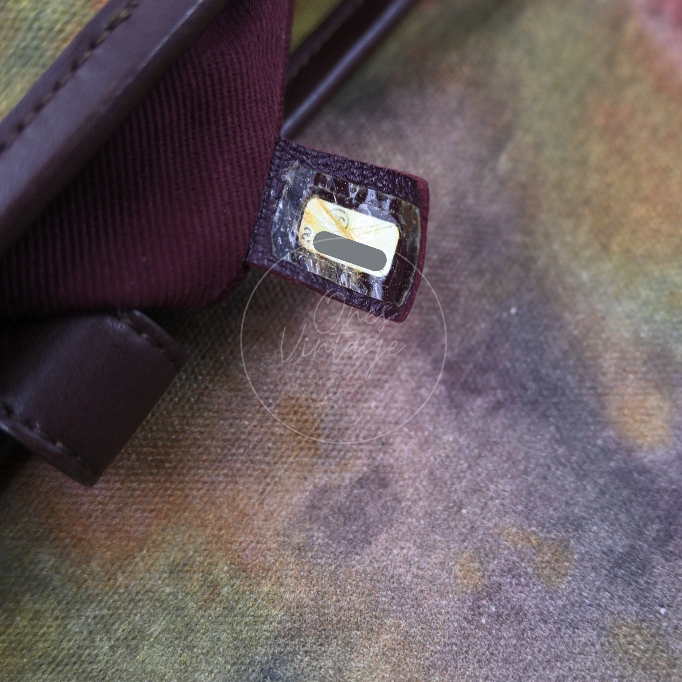 [Pre-owned] Chanel Graffiti Canvas On The Pavements Green Series 20 Messenger Bag