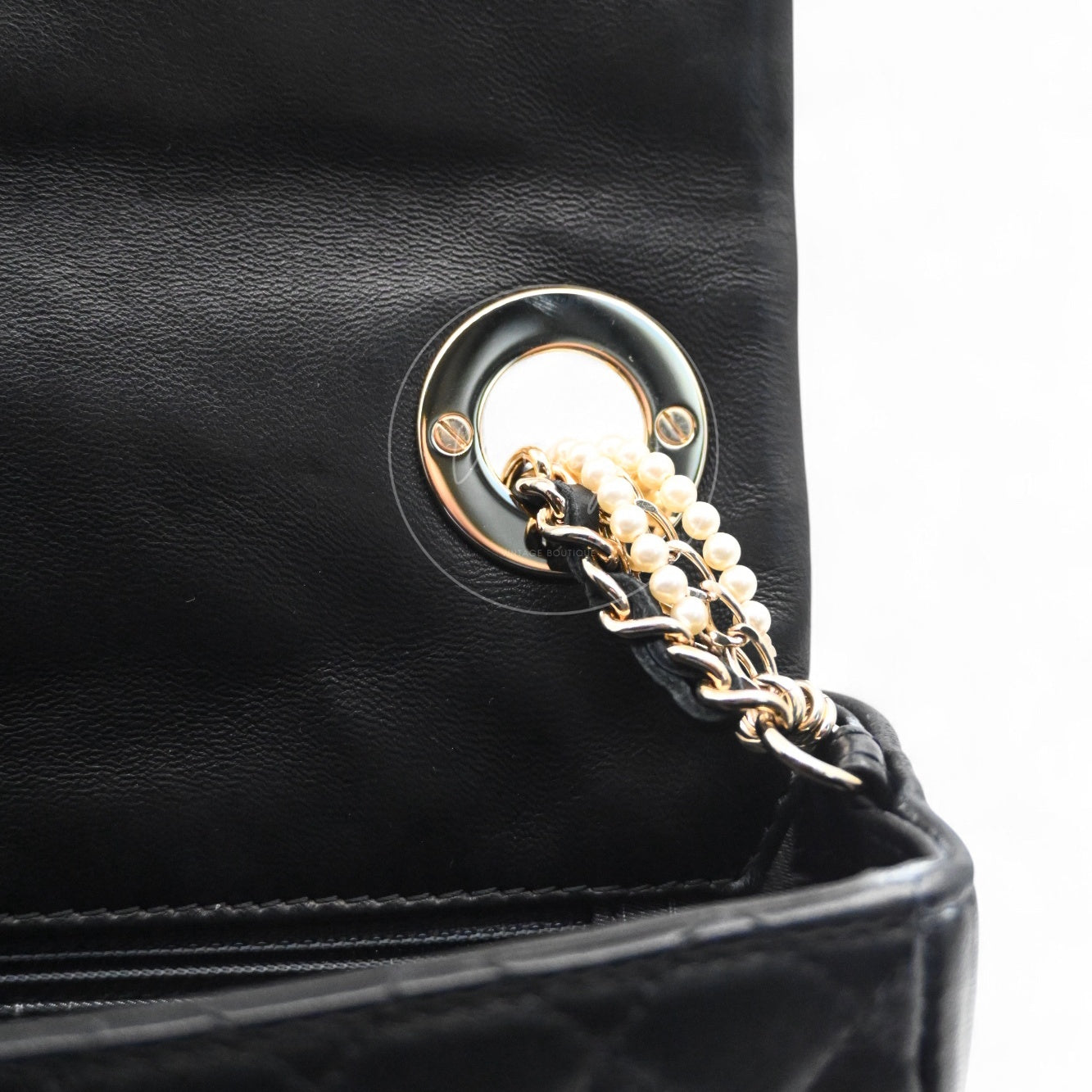[Pre-owned] Chanel Westminster Pearl Black Lambskin Medium Classic Flap Bag With Pearl Chain