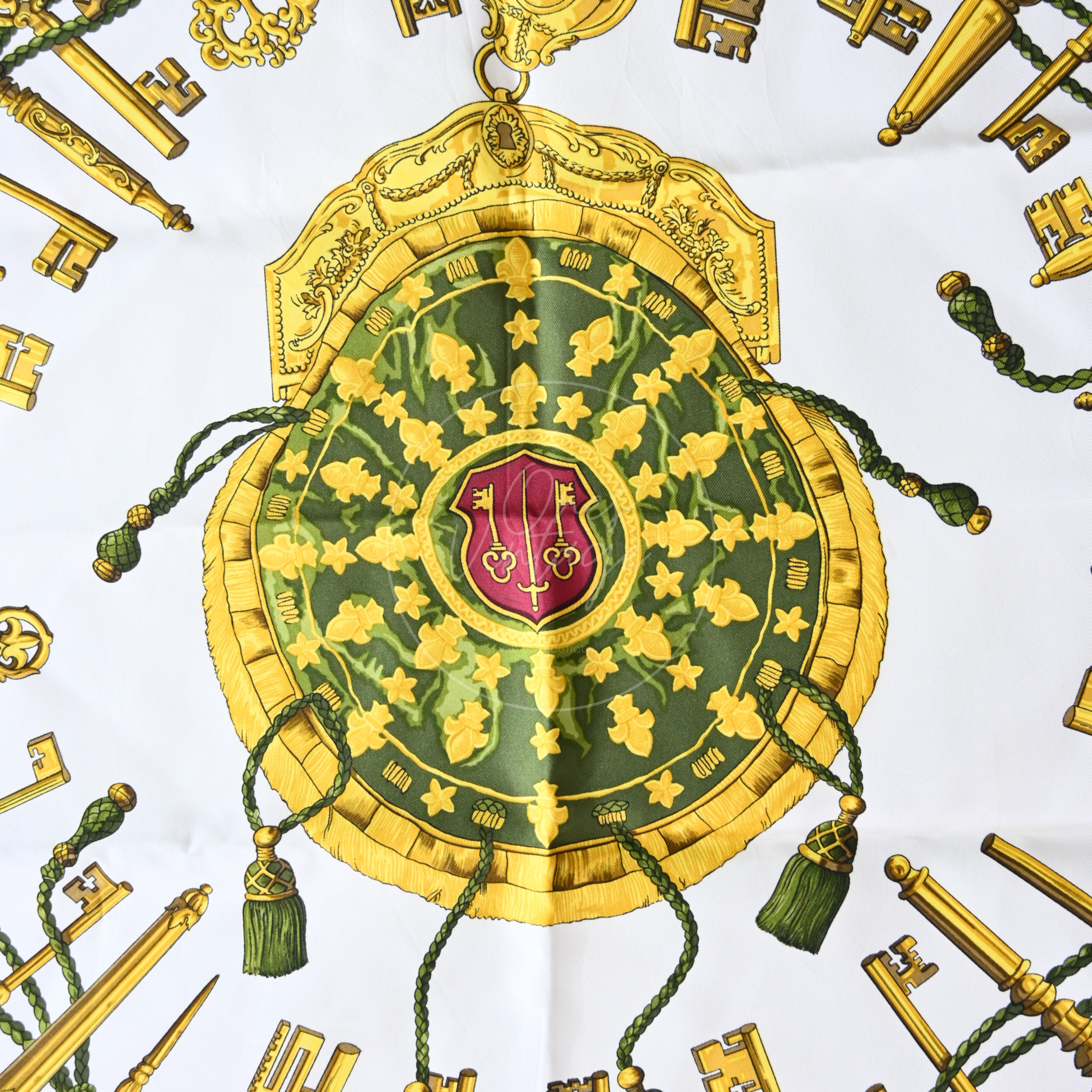 [Pre-owned] Hermes Carre 90 Keys Les Cles Red Square Scarf