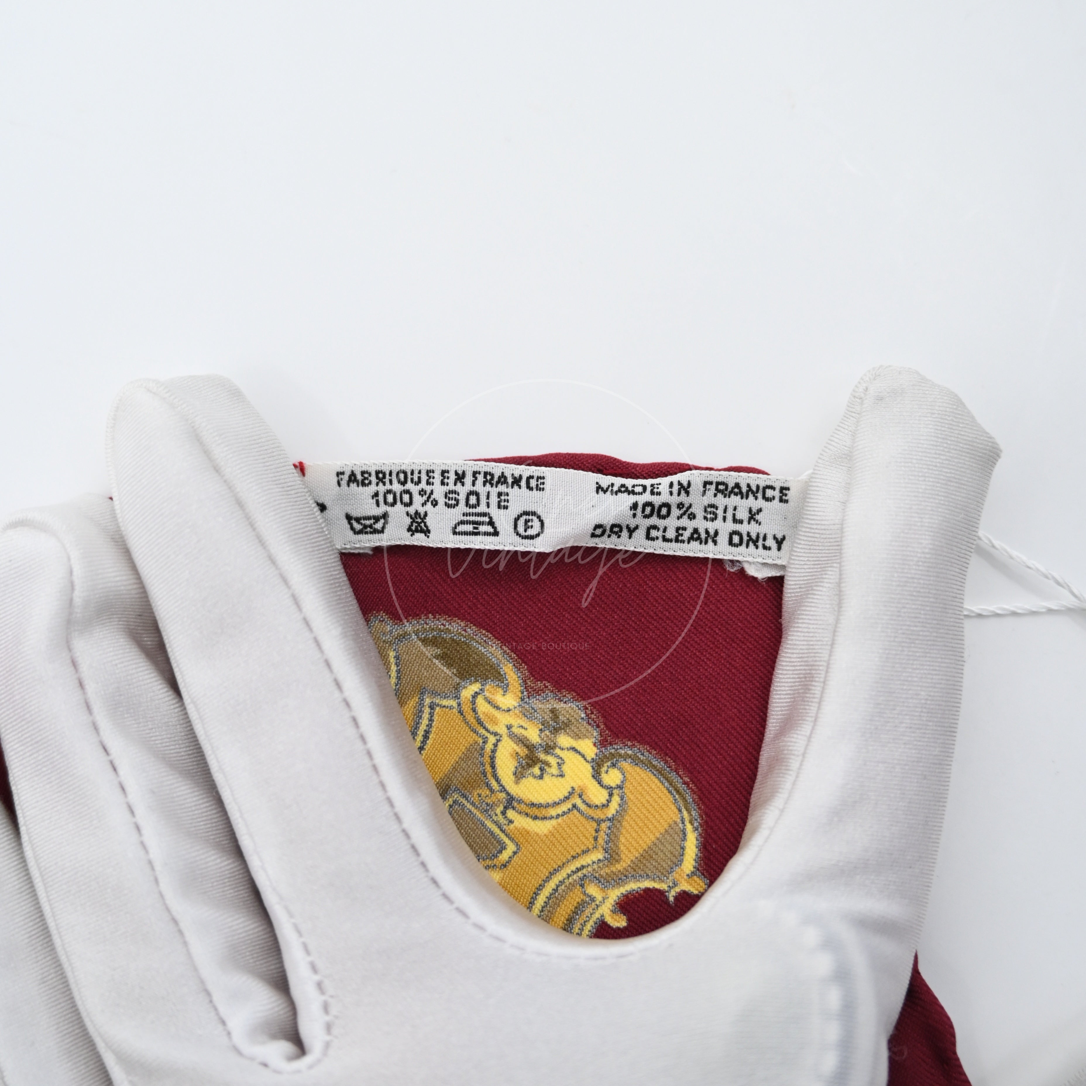 [Pre-owned] Hermes Carre 90 Keys Les Cles Red Square Scarf