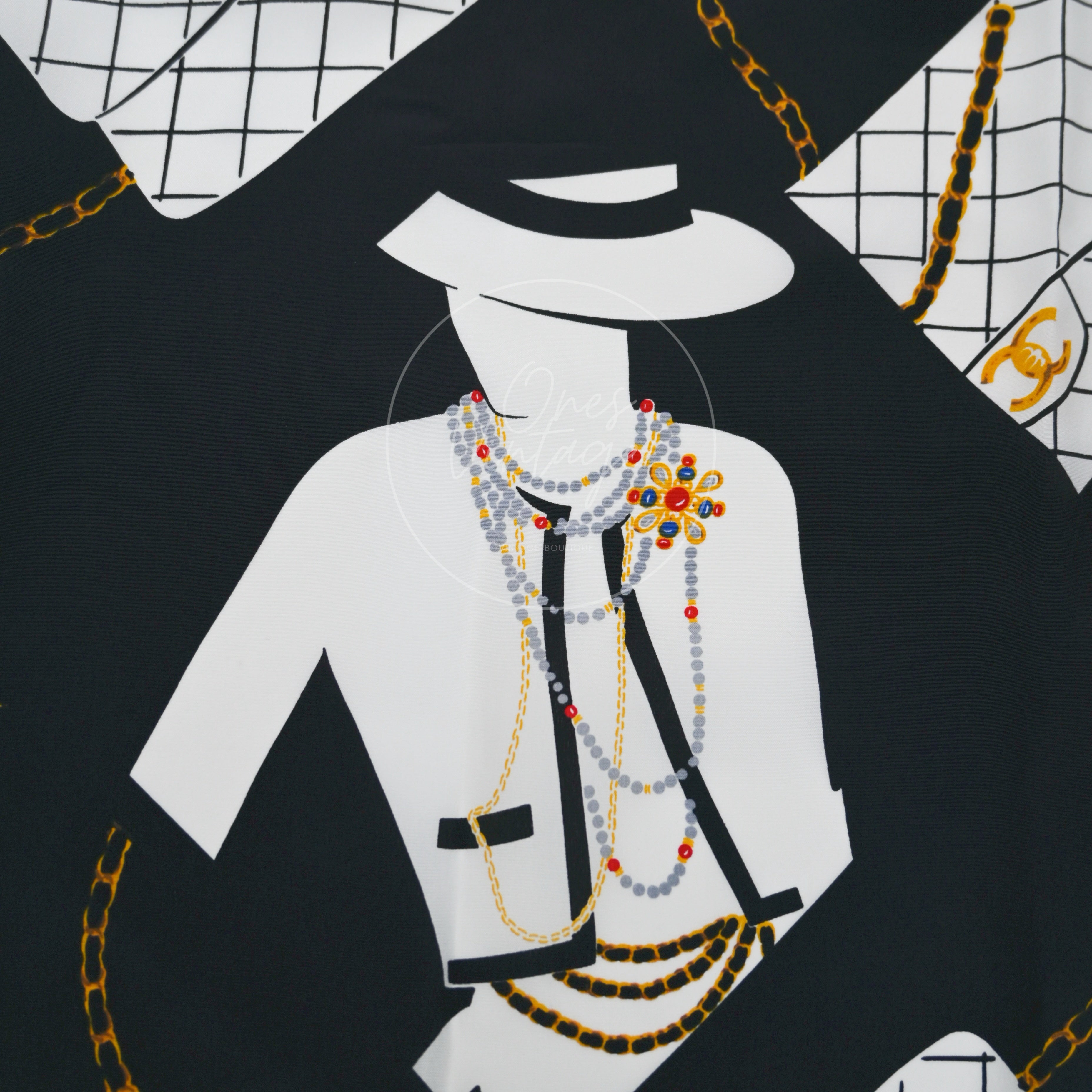 [Pre-owned] Chanel Coco Chanel Mademoiselle Pattern Black Square Scarf