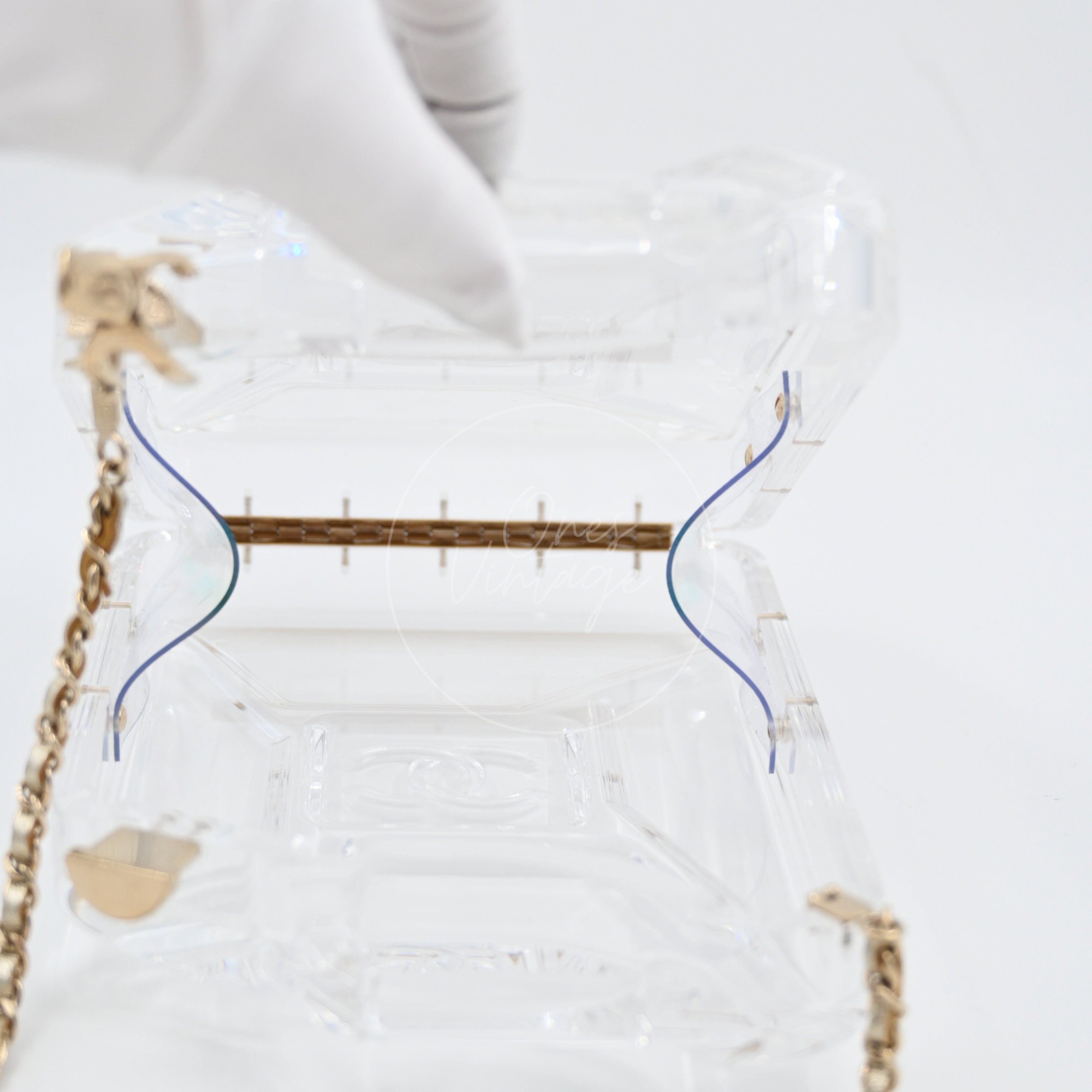 [Pre-owned] Chanel Gasoline Transparent Evening Clutch Bag