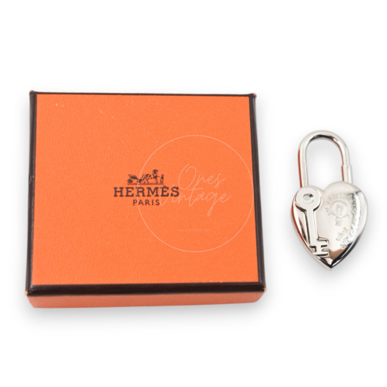 [Pre-owned] Hermes Année De La Fantaisie Heart Cadena Palladium Plated Charm