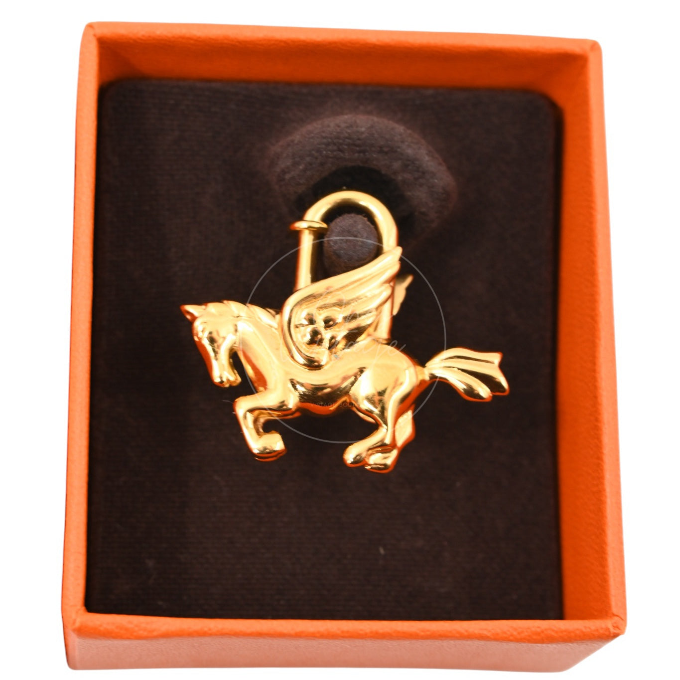 [Pre-owned] Hermes Gold Pegasus Cadena Lock Handbag Charm