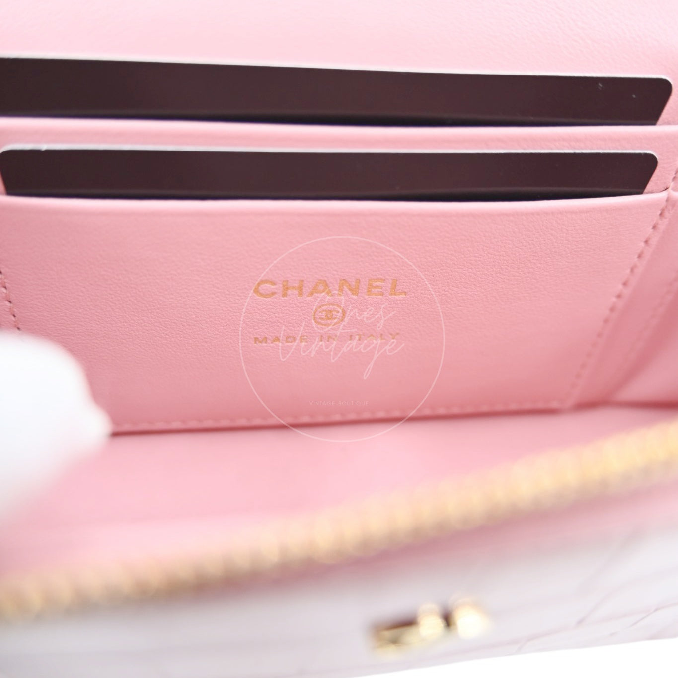 Chanel Calfskin Crocodile Embossed Slim Vanity Case With Chain Pink GHW Series K3