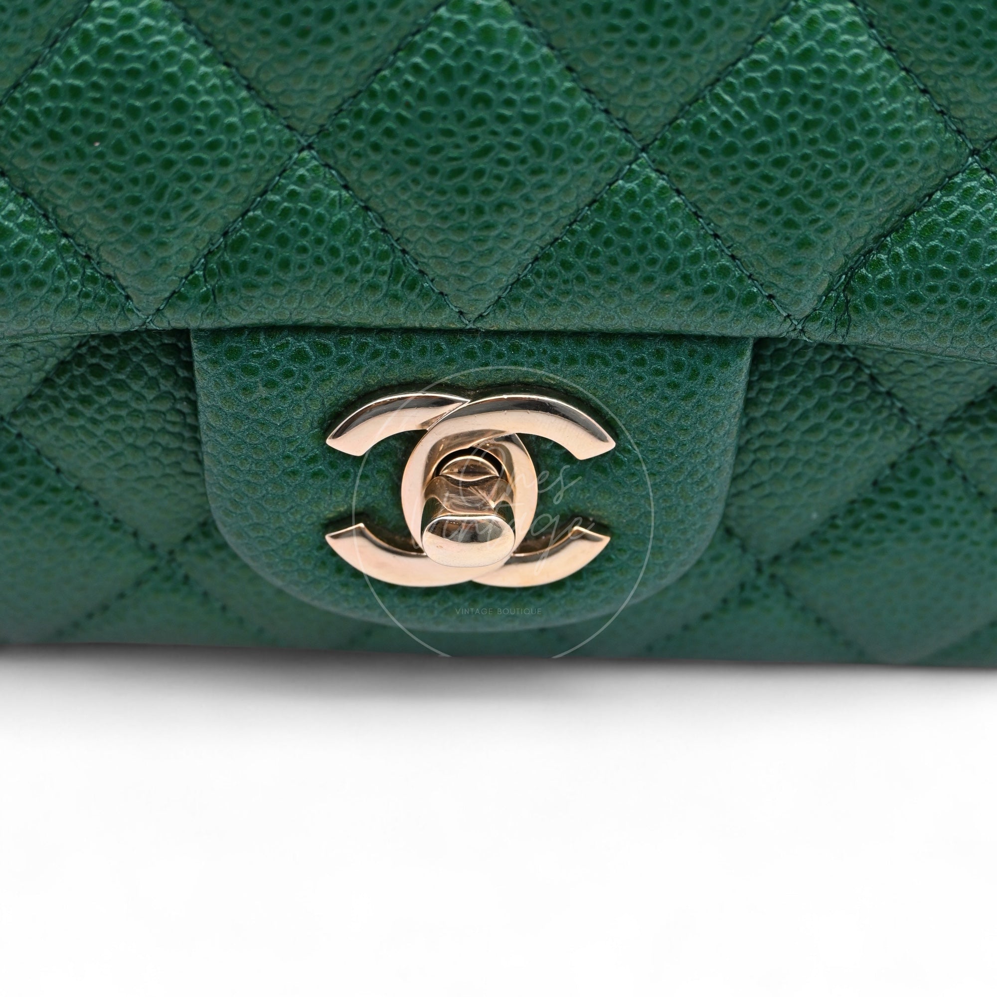 [Pre-owned] Chanel 18S Emerald Green Rectangular Mini Flap Bag Pearly Caviar