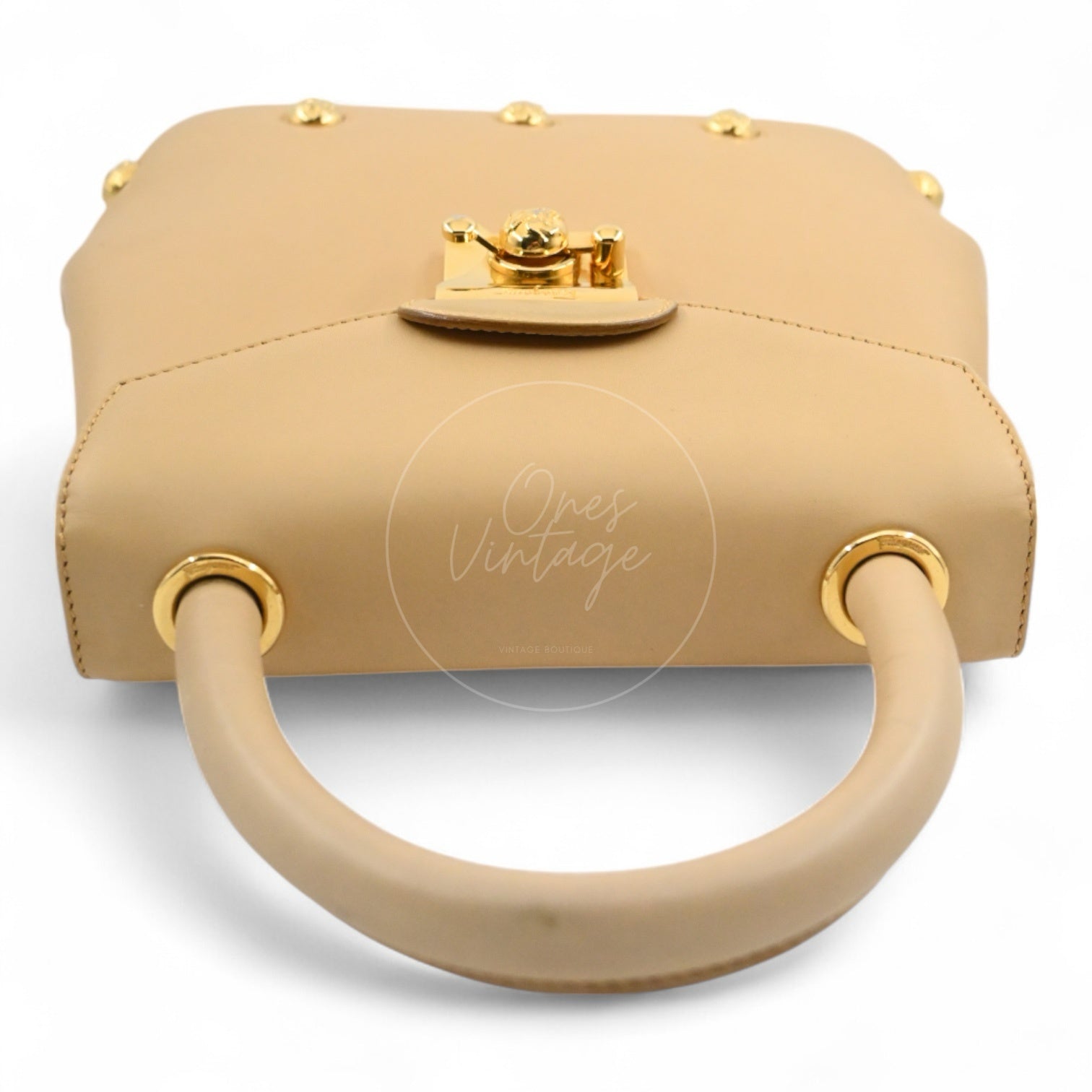 [Pre-owned] Salvatore Ferragamo Vintage Studded Top Handle Bag Beige
