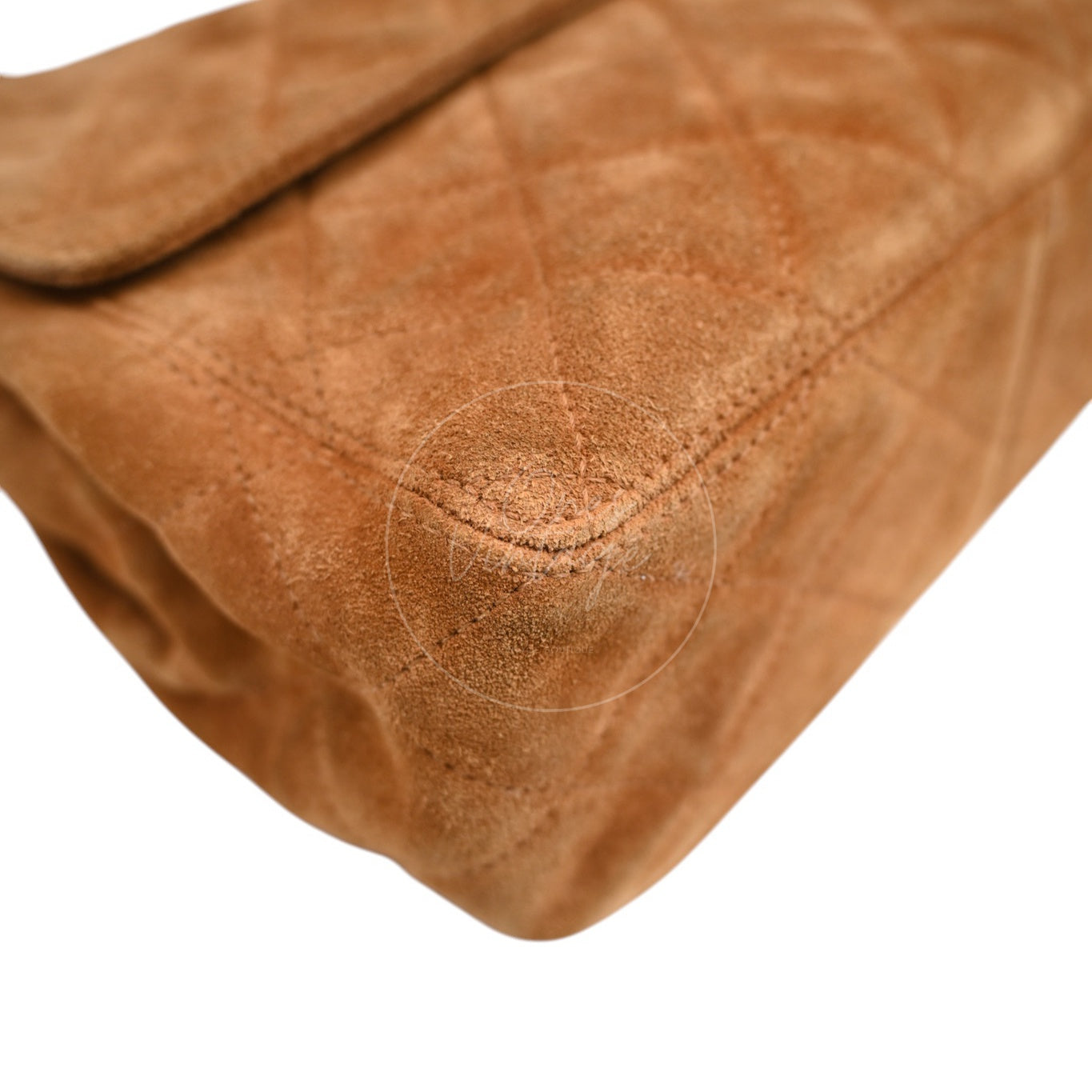 [Pre-owned] Chanel Quilted Suede Turnlock Shoulder Bag