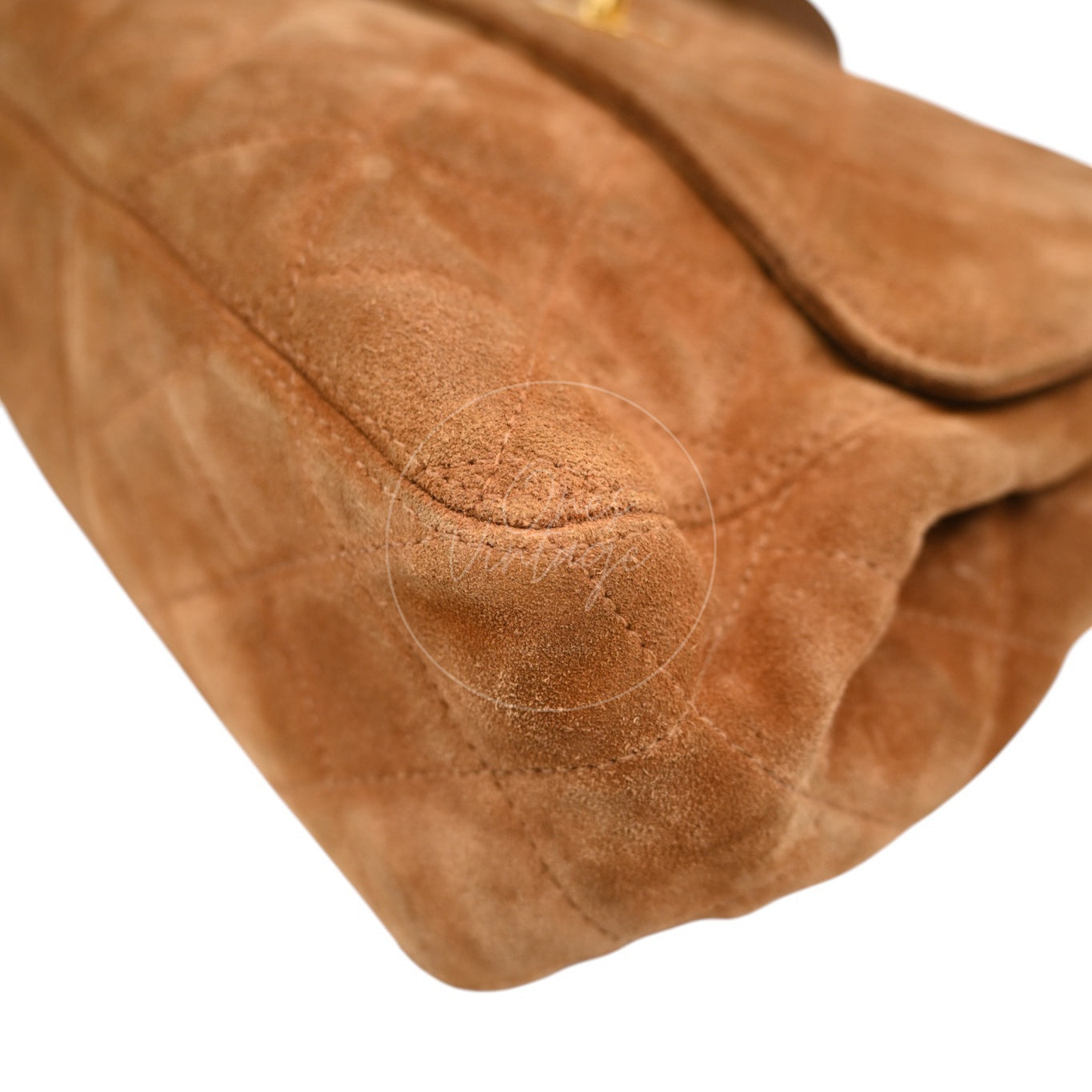 [Pre-owned] Chanel Quilted Suede Turnlock Shoulder Bag