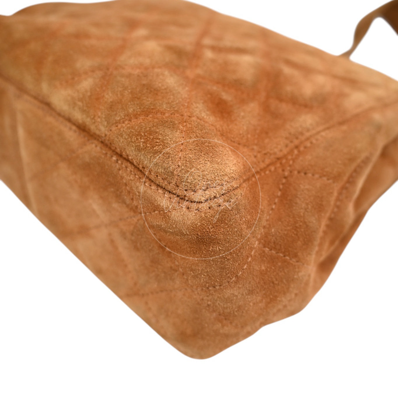 [Pre-owned] Chanel Quilted Suede Turnlock Shoulder Bag