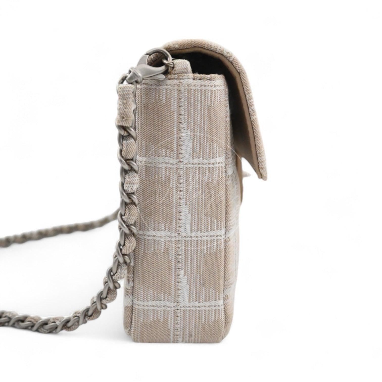 [Pre-owned] Chanel Beige Nylon Travel Line Chocolate Bar Bag