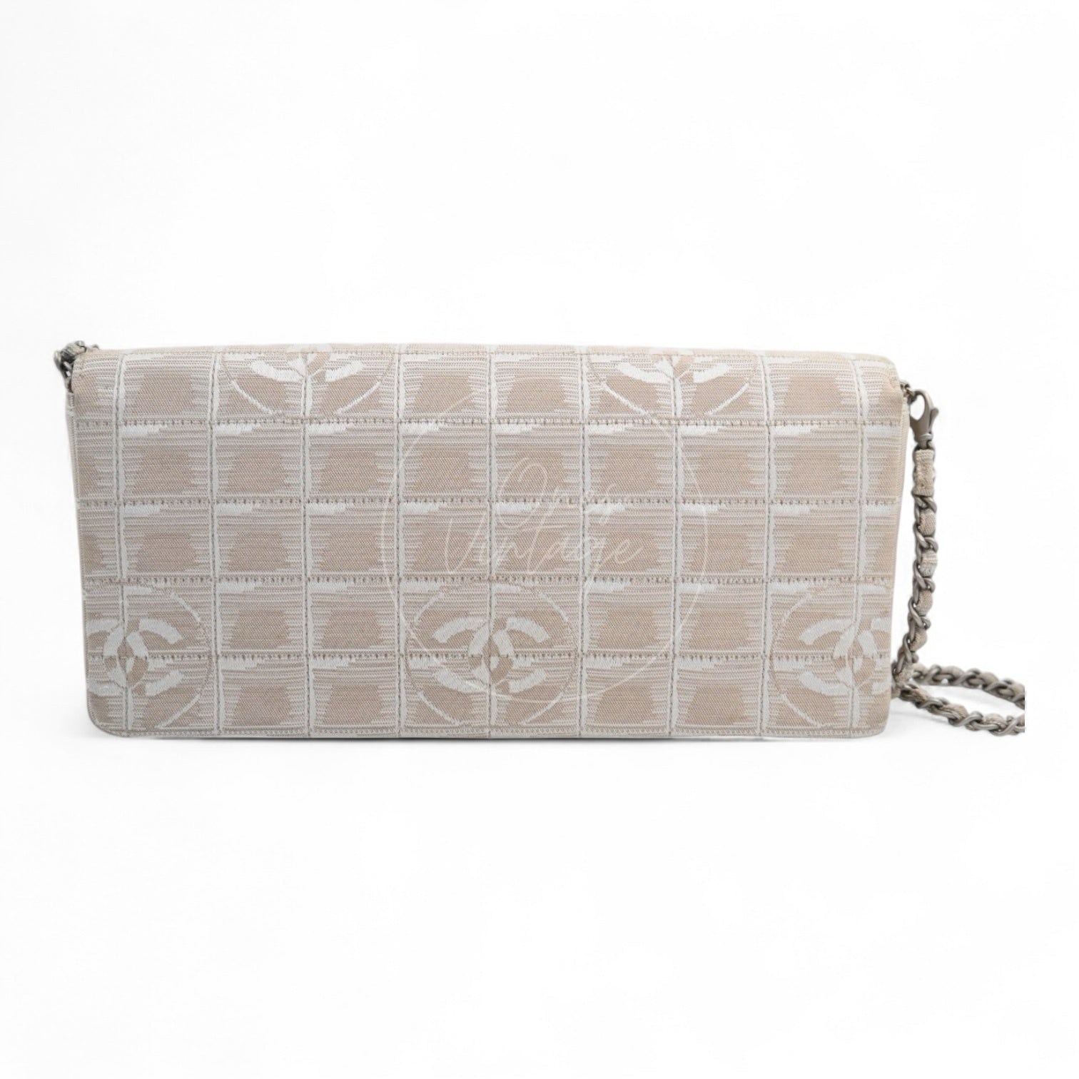 [Pre-owned] Chanel Beige Nylon Travel Line Chocolate Bar Bag