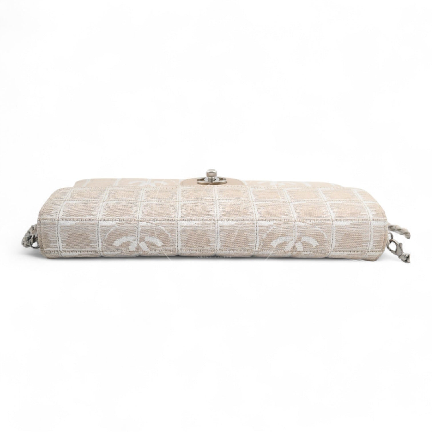 [Pre-owned] Chanel Beige Nylon Travel Line Chocolate Bar Bag