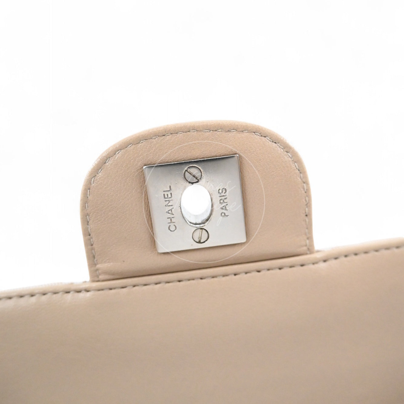 [Pre-owned] Chanel Beige Nylon Travel Line Chocolate Bar Bag