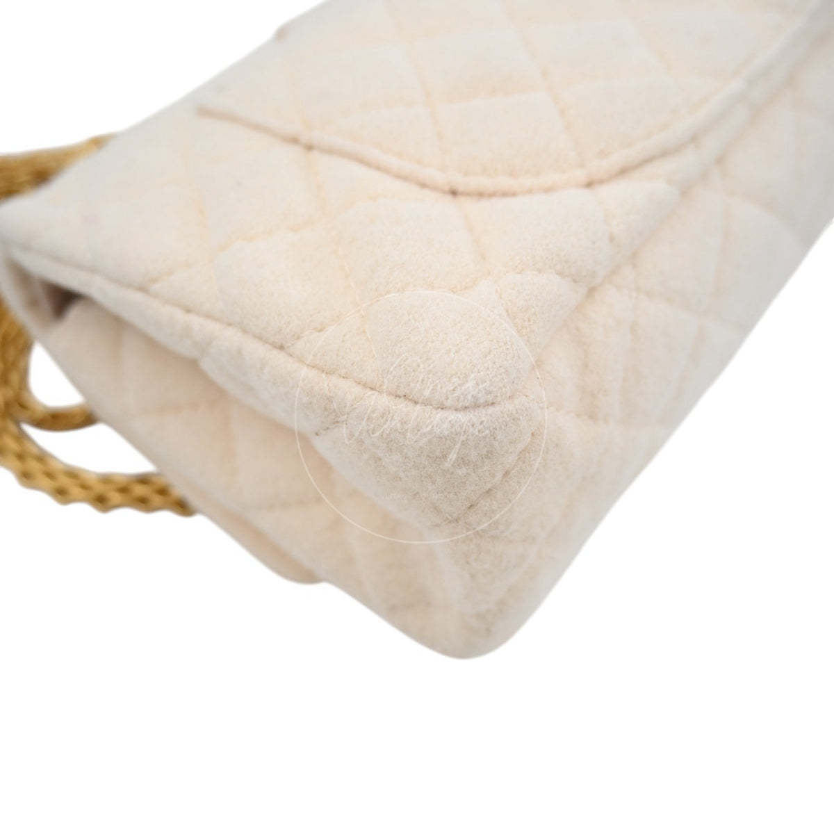 Chanel Paris-Moscou Romanov Reissue Wool 2.55 Flap Bag 2009 Pre-Fall Métiers d'Art in neutral wool fabric, chain strap and rounded corner detail
