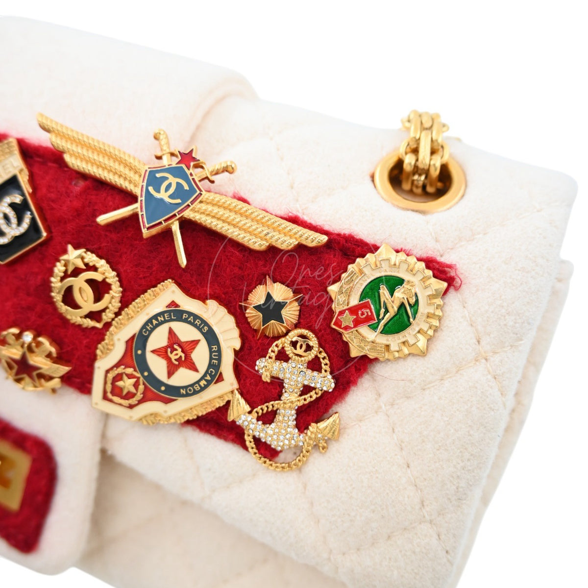 Chanel Paris-Moscou Romanov Reissue Wool 2.55 Flap Bag 2009 Pre-Fall Métiers d'Art in neutral wool fabric with gold-tone hardware, hardware with interlocking CC charm and ornate enamel brooch charms detail