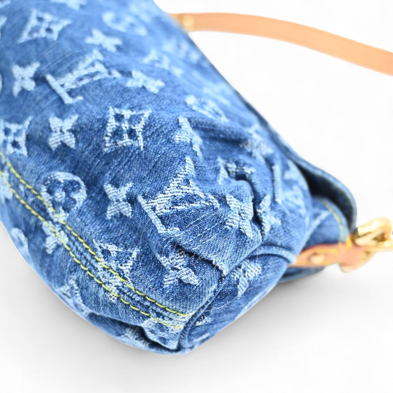 [Pre-owned] Louis Vuitton M95050 Blue Monogram Denim Mini Pleaty Hobo Bag