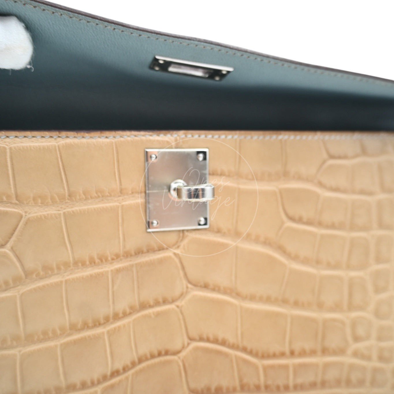 [Pre-owned] Hermes Kelly Cut Matt Croco Milk Tea Handbag
