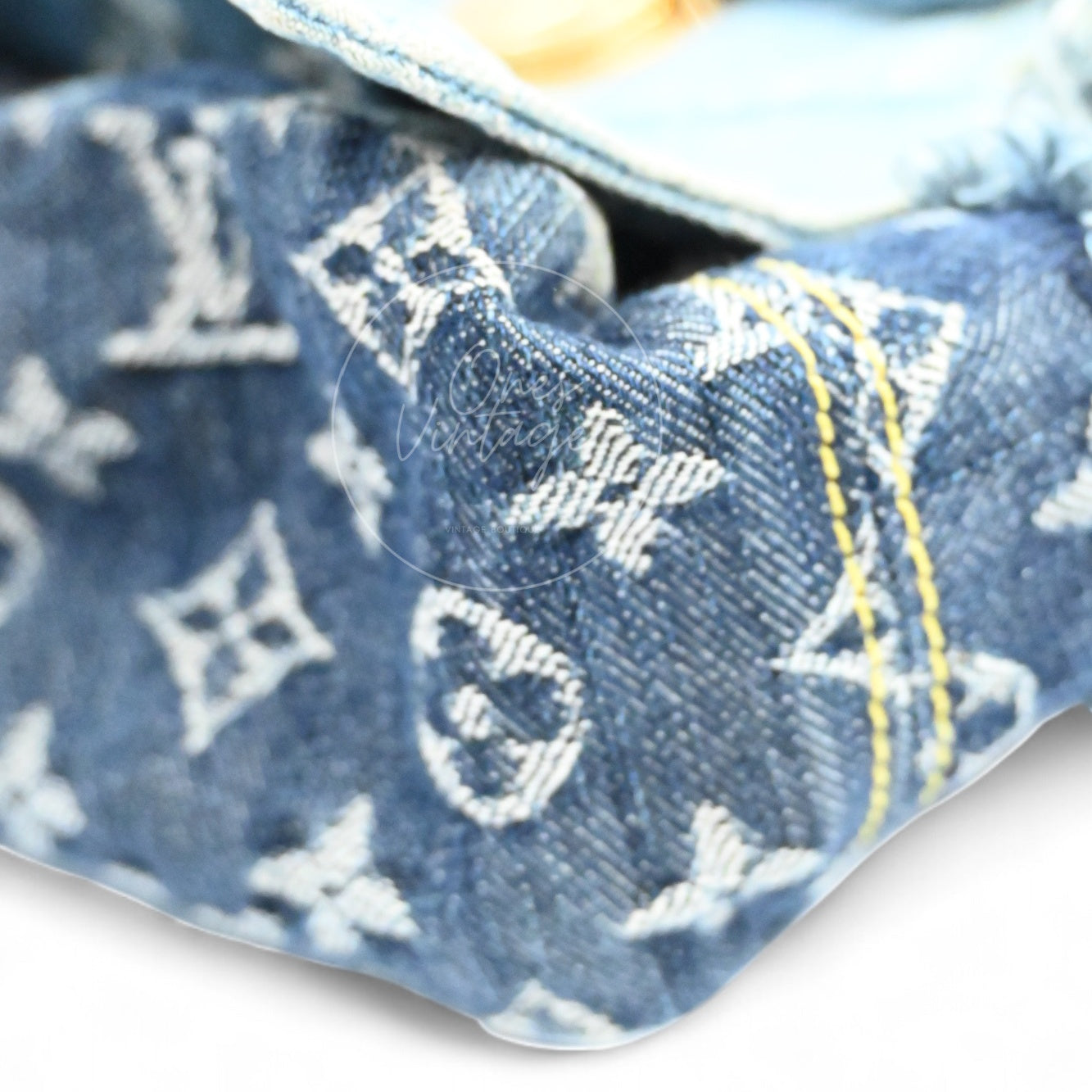[Pre-owned] Louis Vuitton M95374 Monogram Denim Posty Patchwork Shoulder Bag