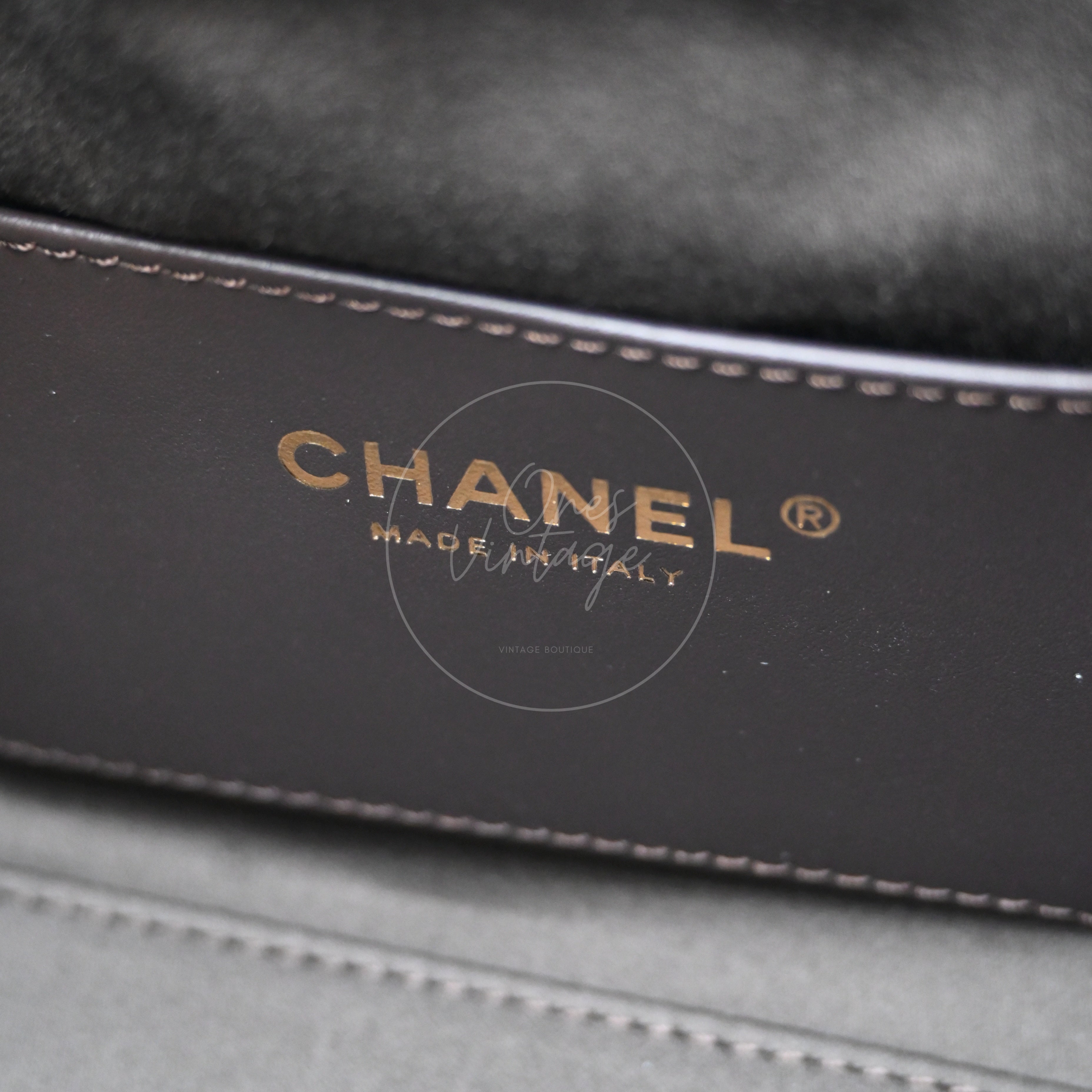 [Unused] Chanel Mini Suede Calfskin 25 Gold Metal  Dark Brown Handbag