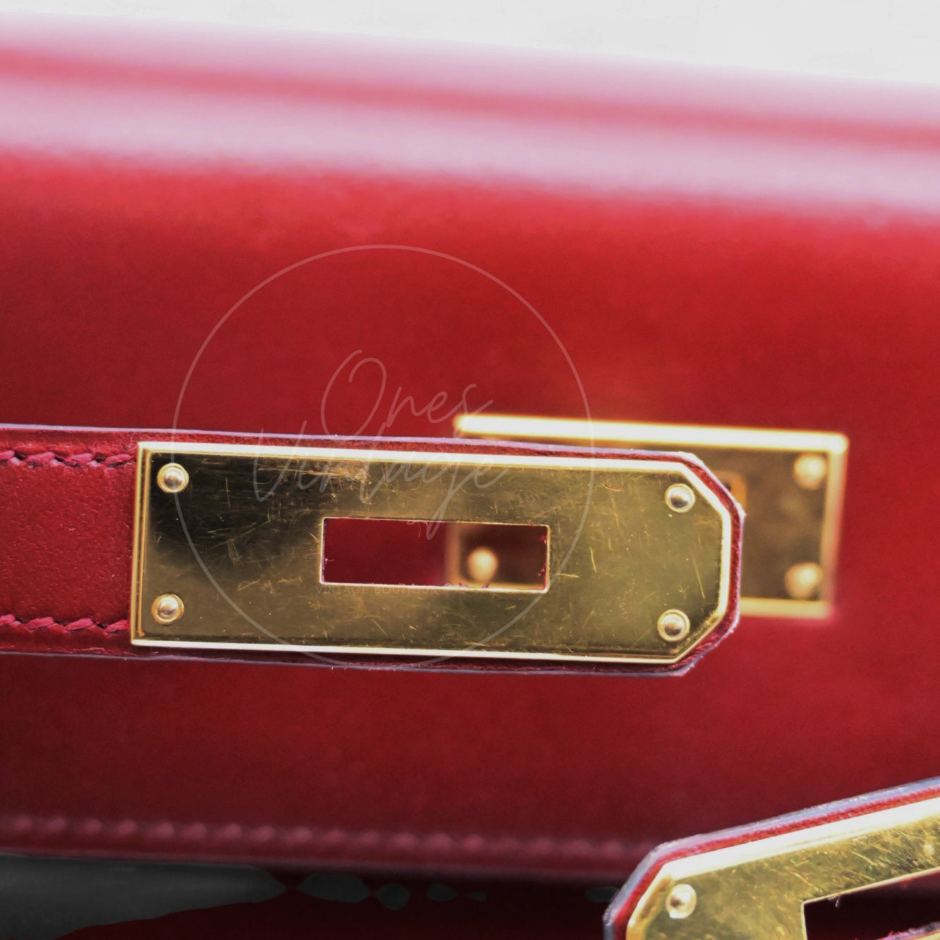 [Pre-Owned] Hermes Kelly 32 Rouge H Box GHW Stamp Square G