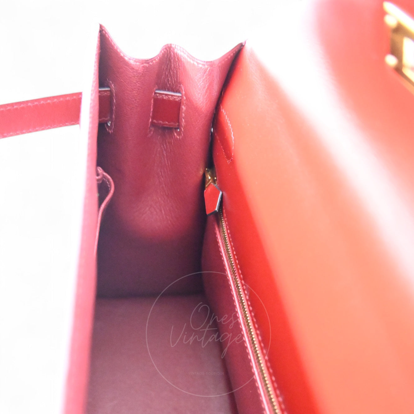 [Pre-Owned] Hermes Kelly 32 Rouge H Box GHW Stamp Square G
