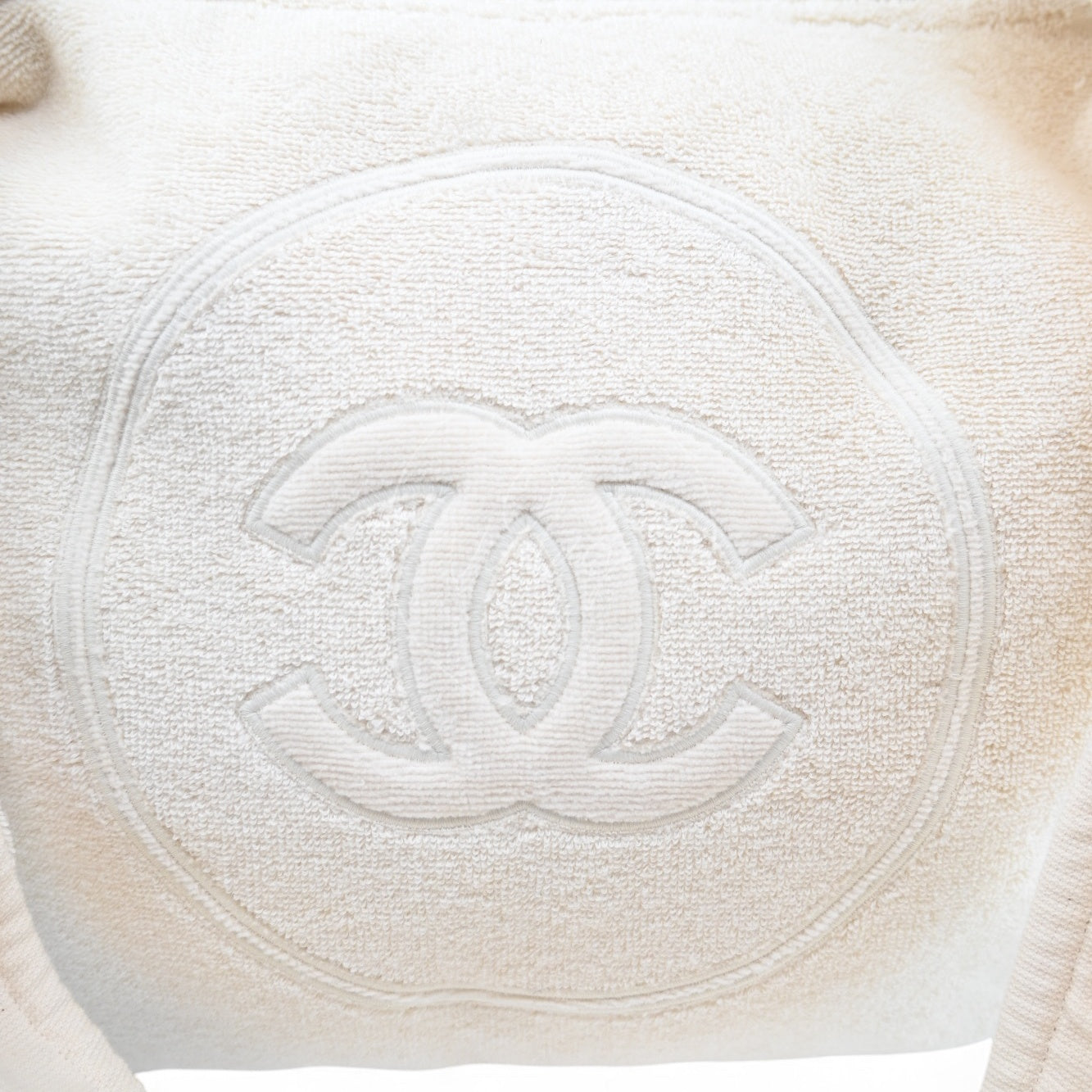 [Pre-owned] Chanel Towel Cotton Ivory Shoulder Bag