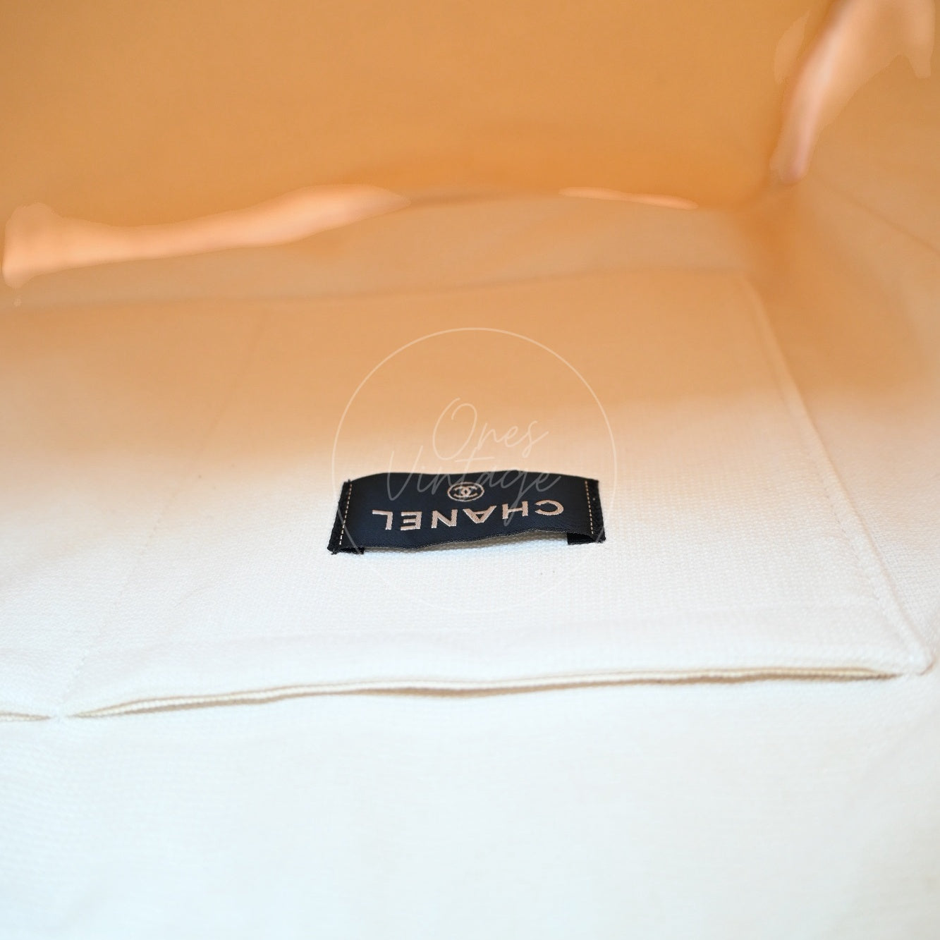 [Pre-owned] Chanel Towel Cotton Ivory Shoulder Bag
