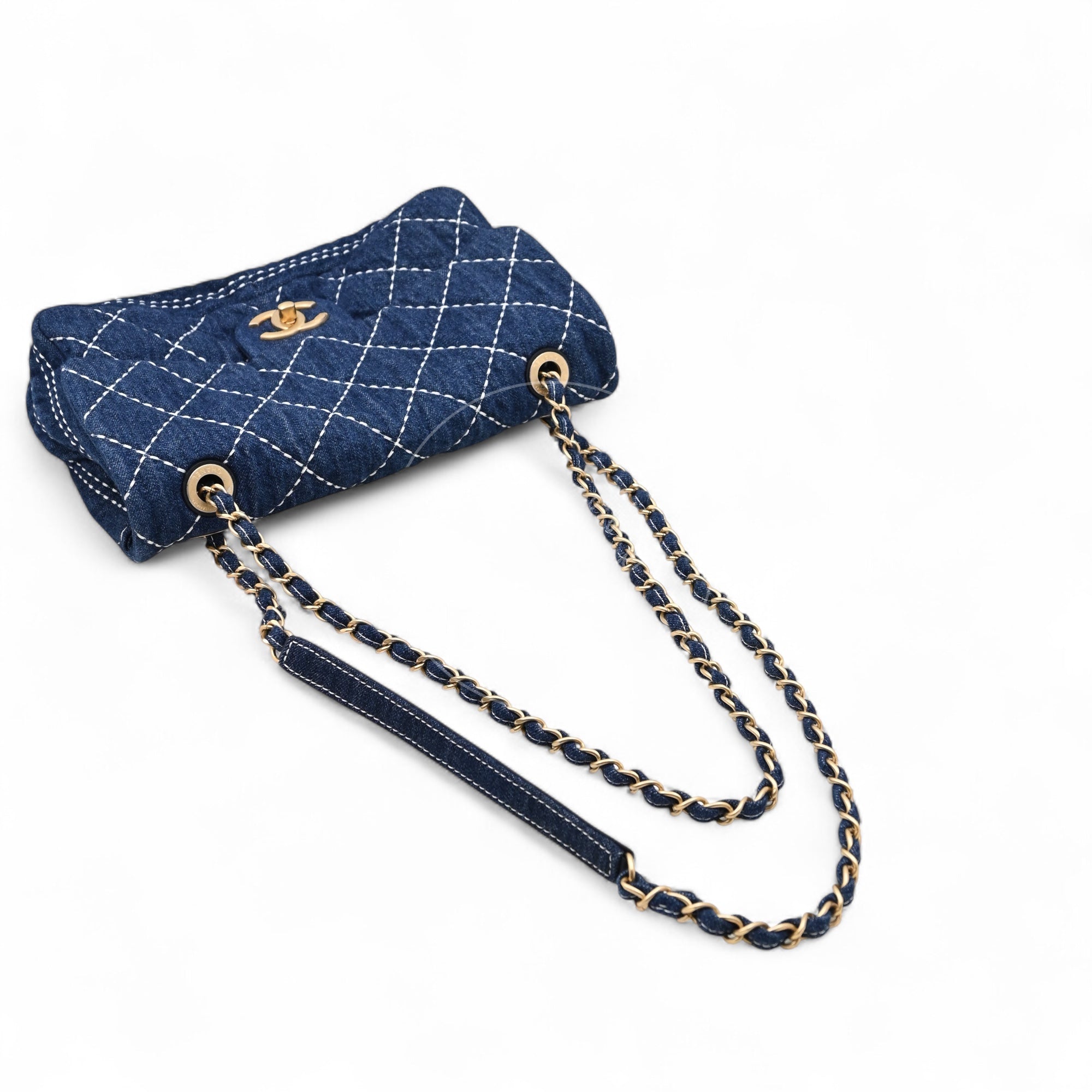 [Pre-owned] Chanel Medium Classic Flap Bag Blue Denim Trip Flap GHW