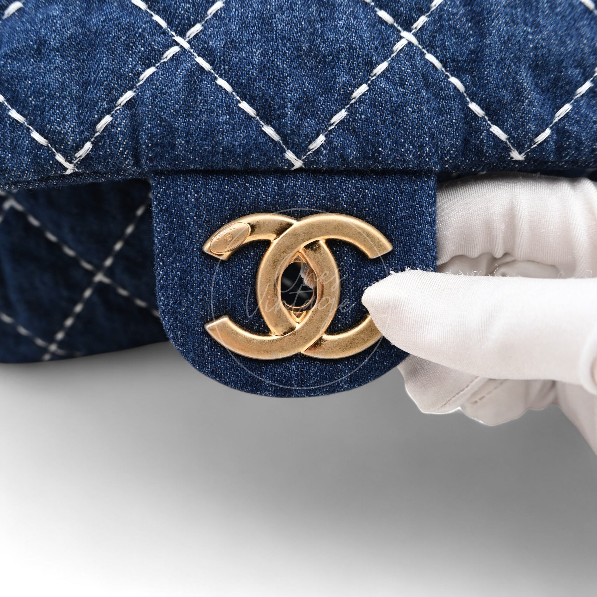 [Pre-owned] Chanel Medium Classic Flap Bag Blue Denim Trip Flap GHW