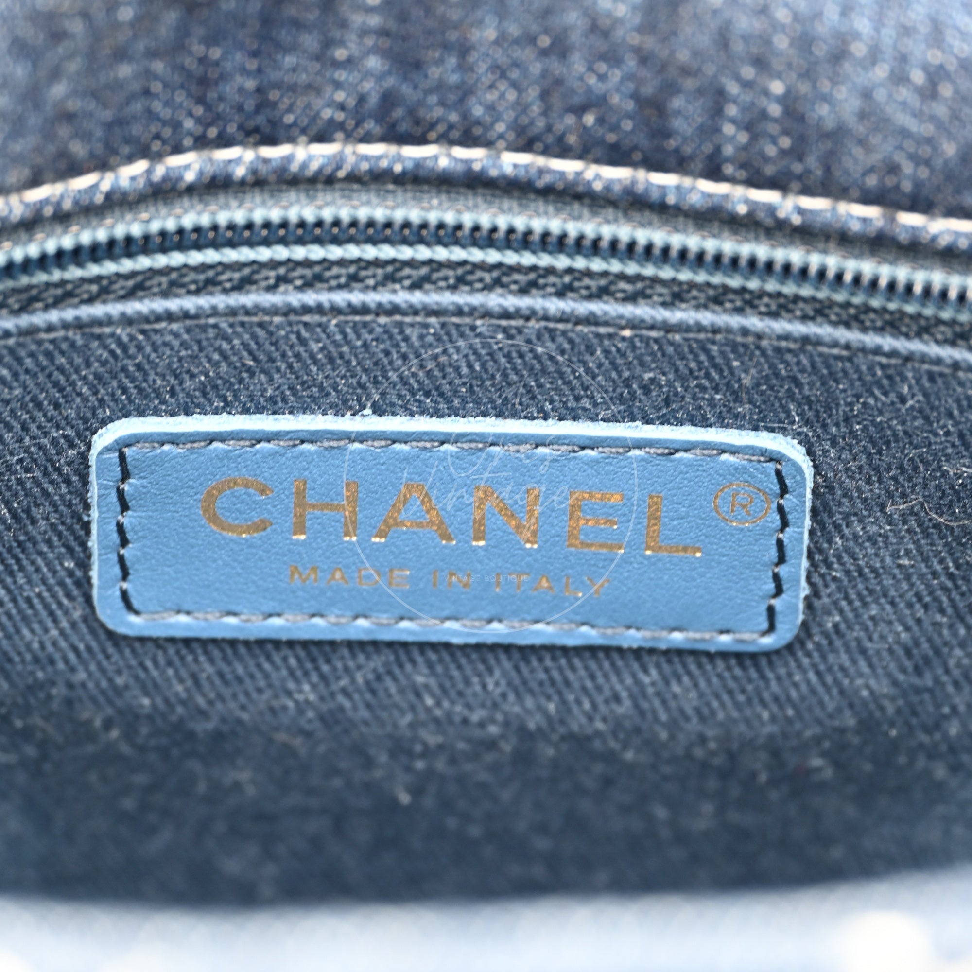 [Pre-owned] Chanel Medium Classic Flap Bag Blue Denim Trip Flap GHW