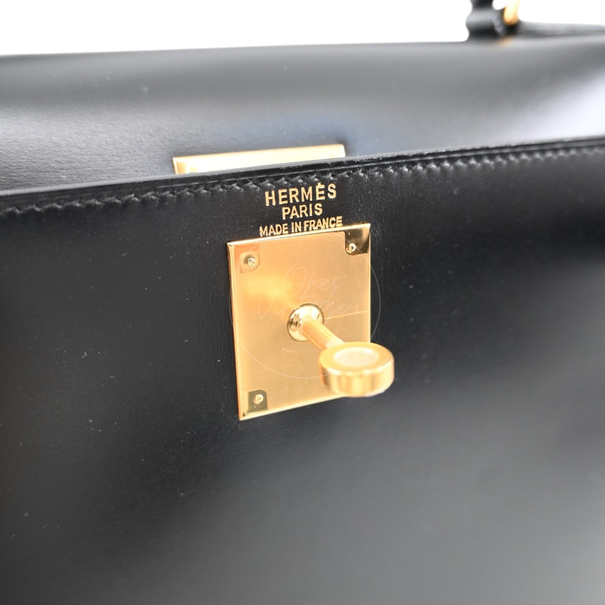Hermes Kelly 28 Box Leather Handbag GHW Black Circle R