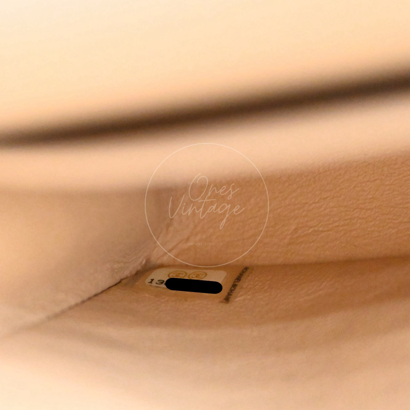 [Pre-owned] Chanel Classic Double Flap CF25 Beige Caviar PHW Series 13 Bag