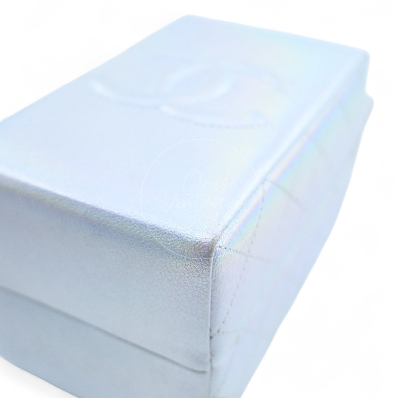 [Pre-owned] Chanel Milk Carton Iridiscent Silver Goatskin Series 20 Bag