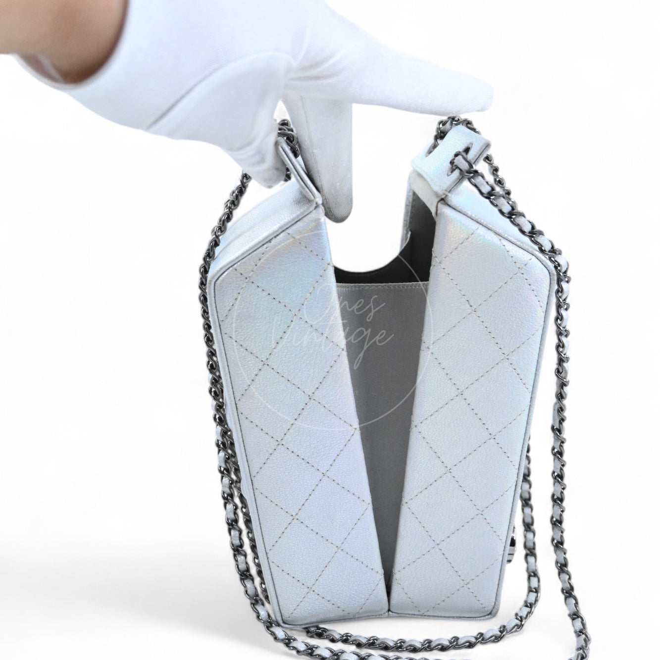[Pre-owned] Chanel Milk Carton Iridiscent Silver Goatskin Series 20 Bag