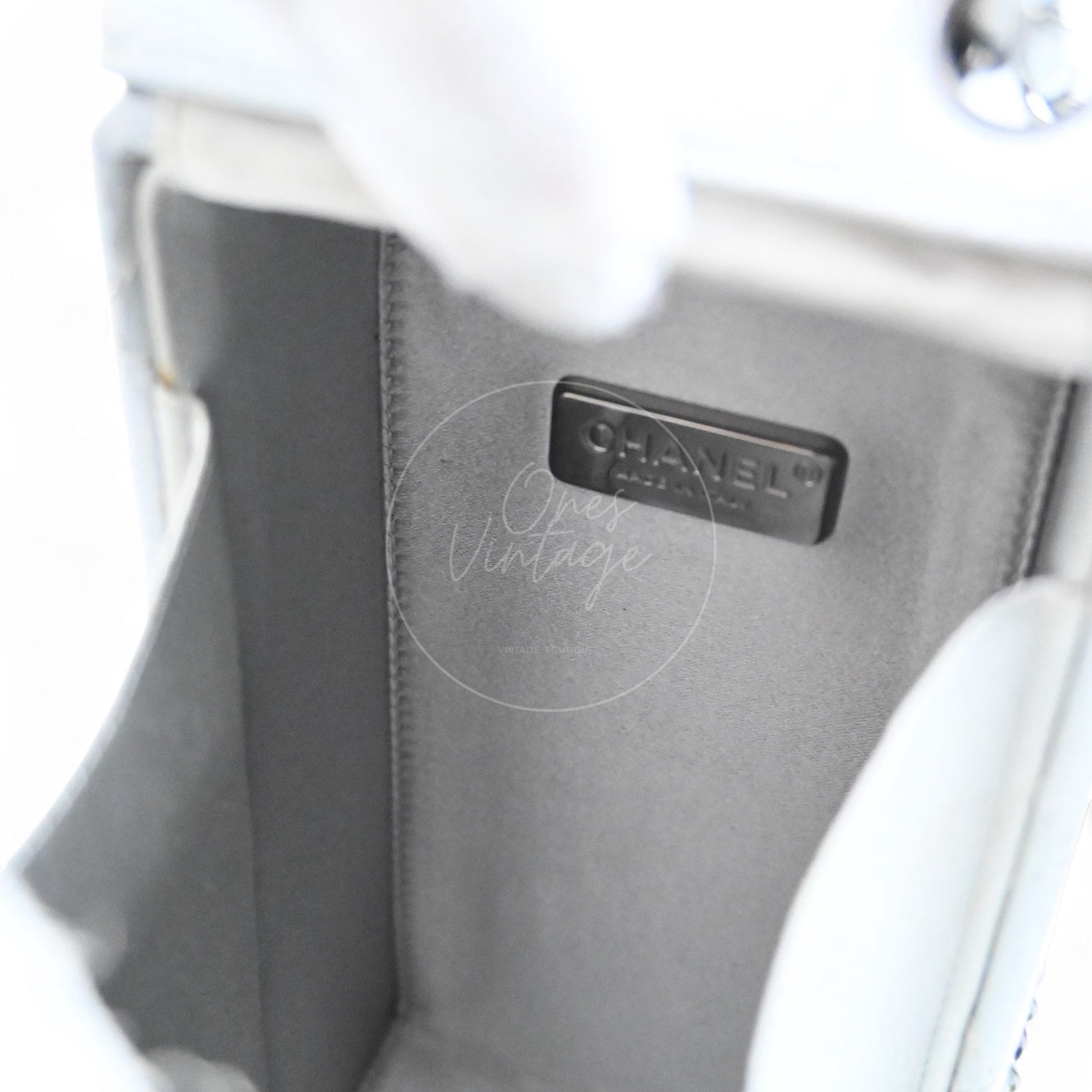 [Pre-owned] Chanel Milk Carton Iridiscent Silver Goatskin Series 20 Bag