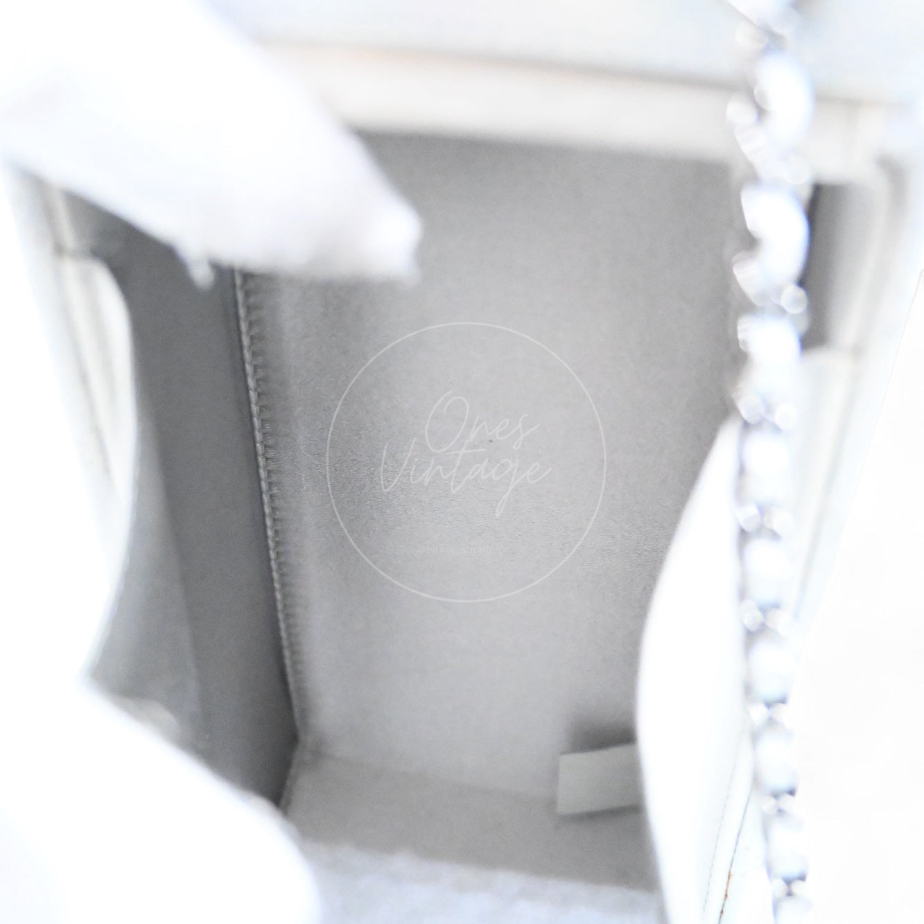 [Pre-owned] Chanel Milk Carton Iridiscent Silver Goatskin Series 20 Bag