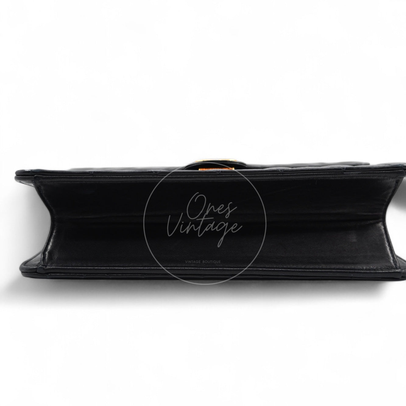 [Pre-owned] Chanel Vintage Matelasse Black lambskin Single Flap Bag